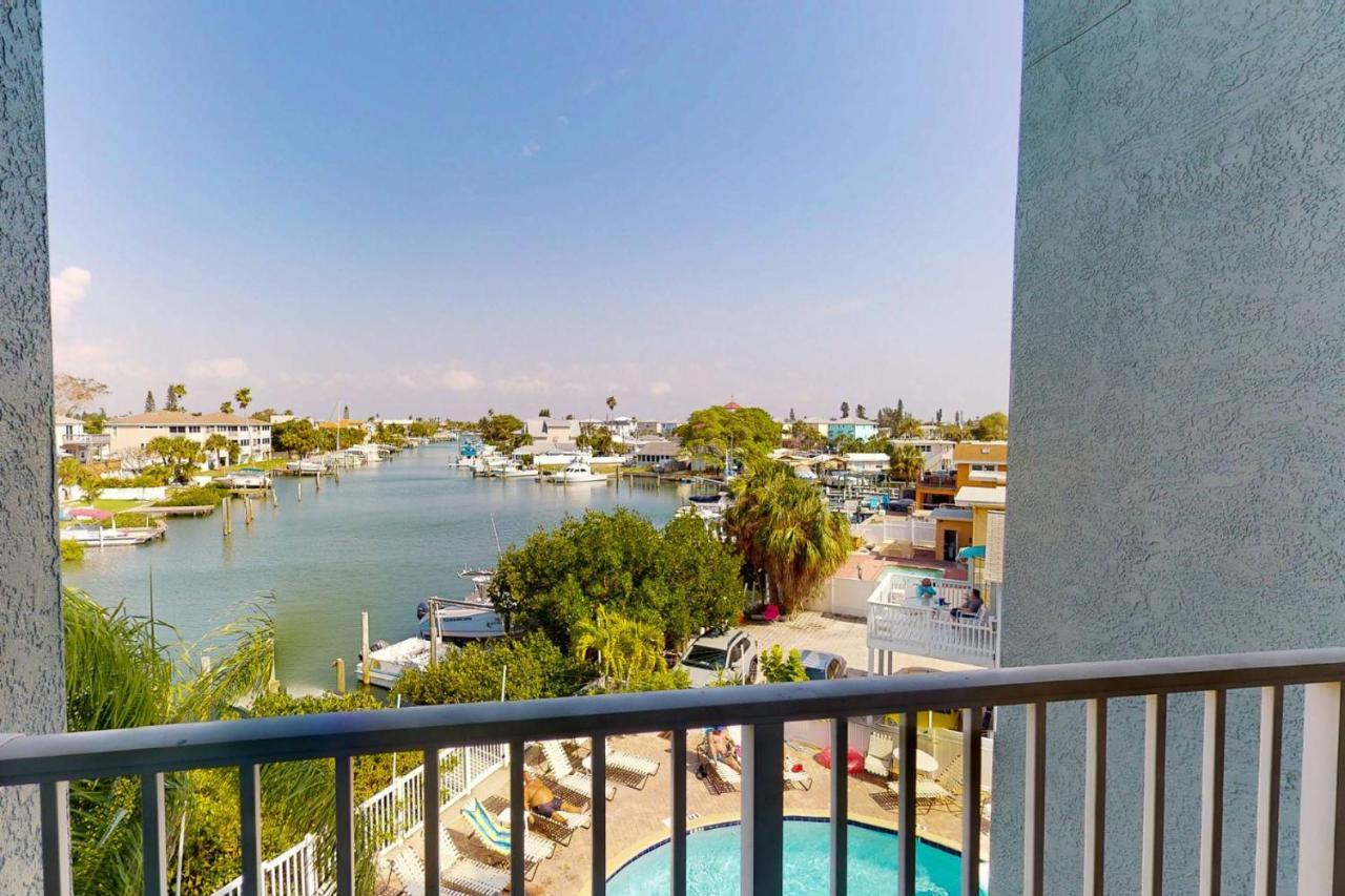 305 - Skyline * St. Pete Beach