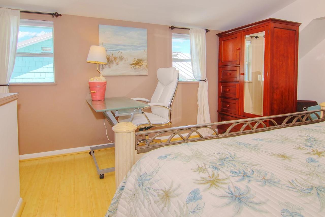 Detlow's Treasured Cottages 2 * St. Pete Beach