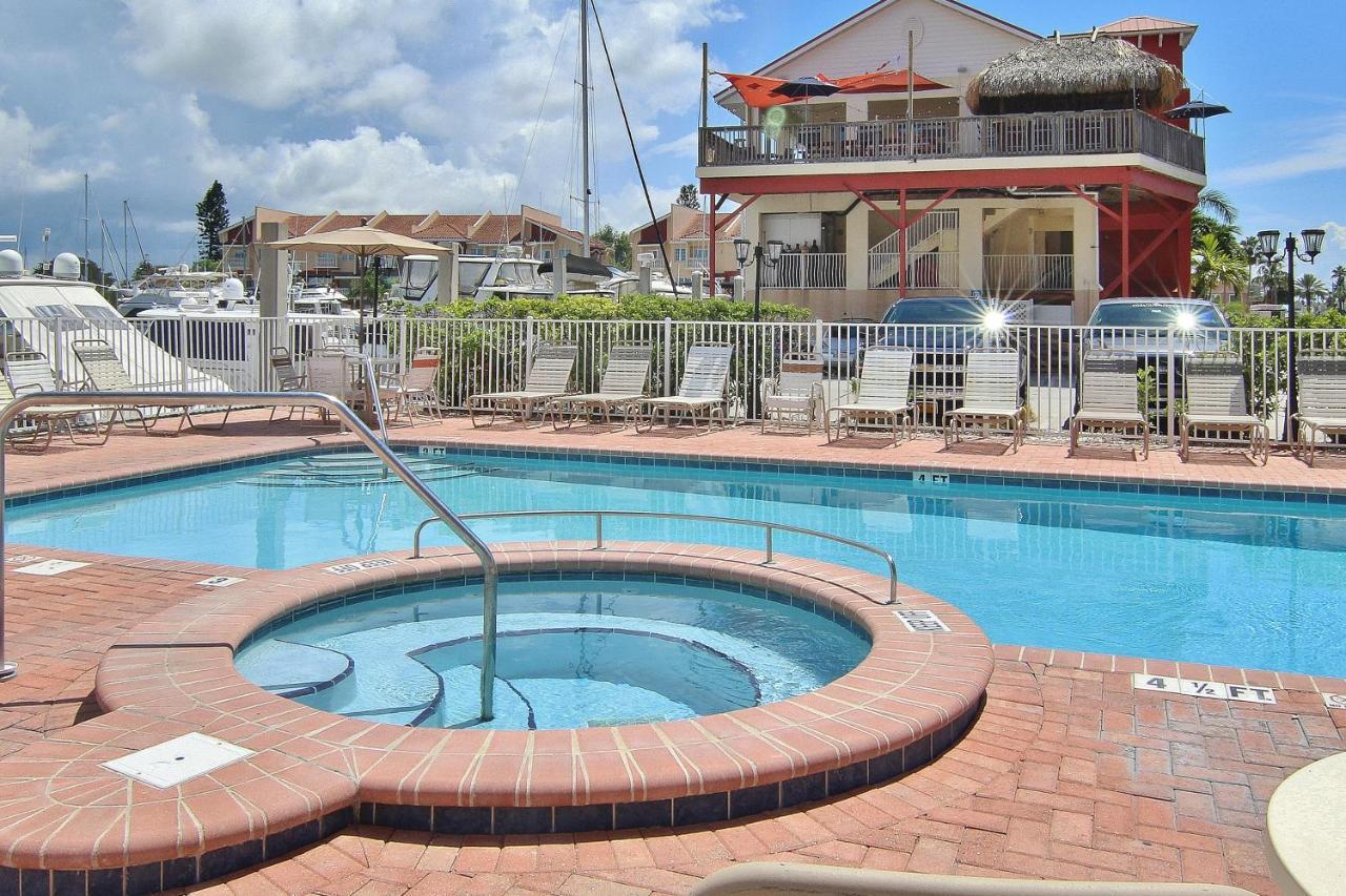 Madeira Bay 1507 Apartment