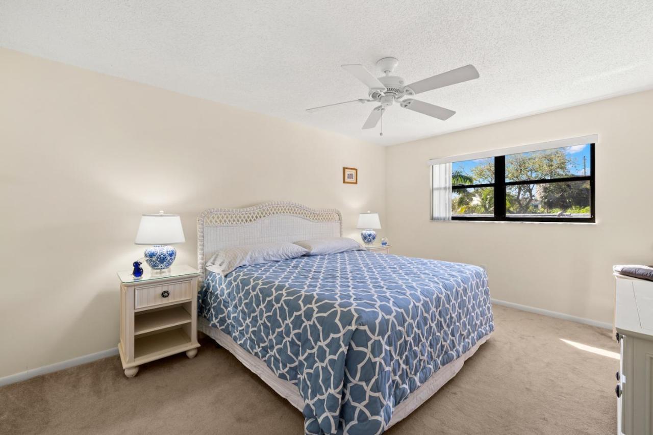 Milrose Beach House Holiday home St. Pete Beach
