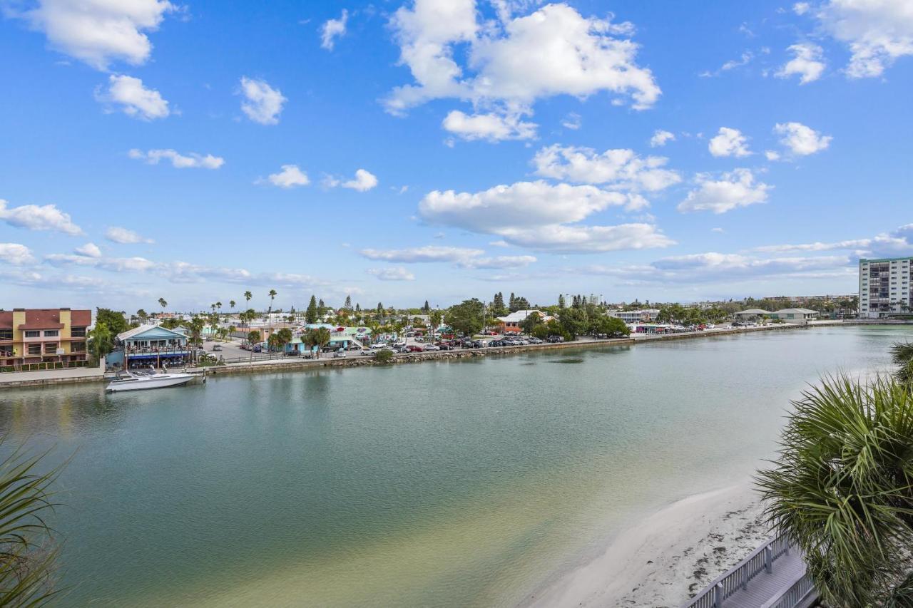 Land's End 3-405 Bay Front - Premier Holiday home