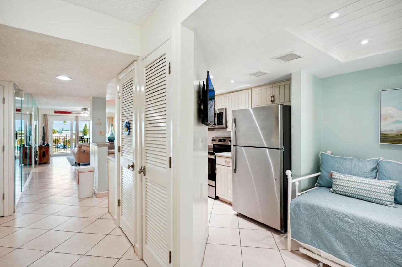 Land's End 3-405 Bay Front - Premier Holiday home *