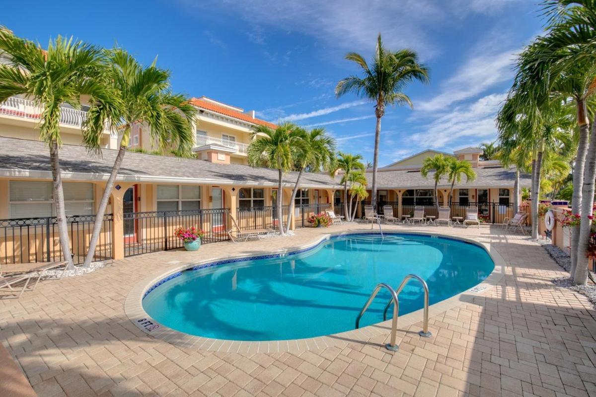 Enjoy The Pool While Being Steps From And Restaurants! - Coconut Villa's 6 St. Pete Beach