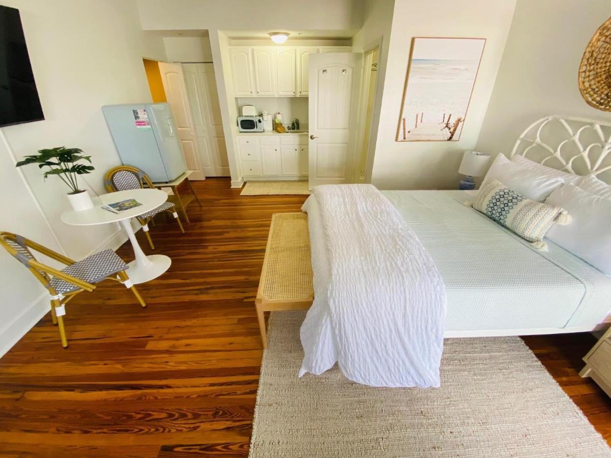 Apartment La Tortuga Historic Pass A Grille St Pete 68 St. Pete Beach