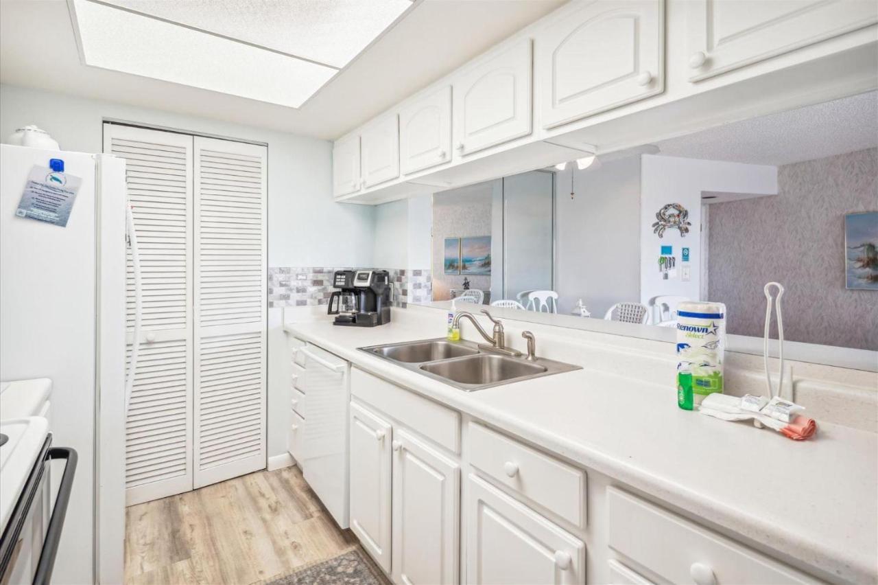 Land's End 1-307 Gulf View St. Pete Beach