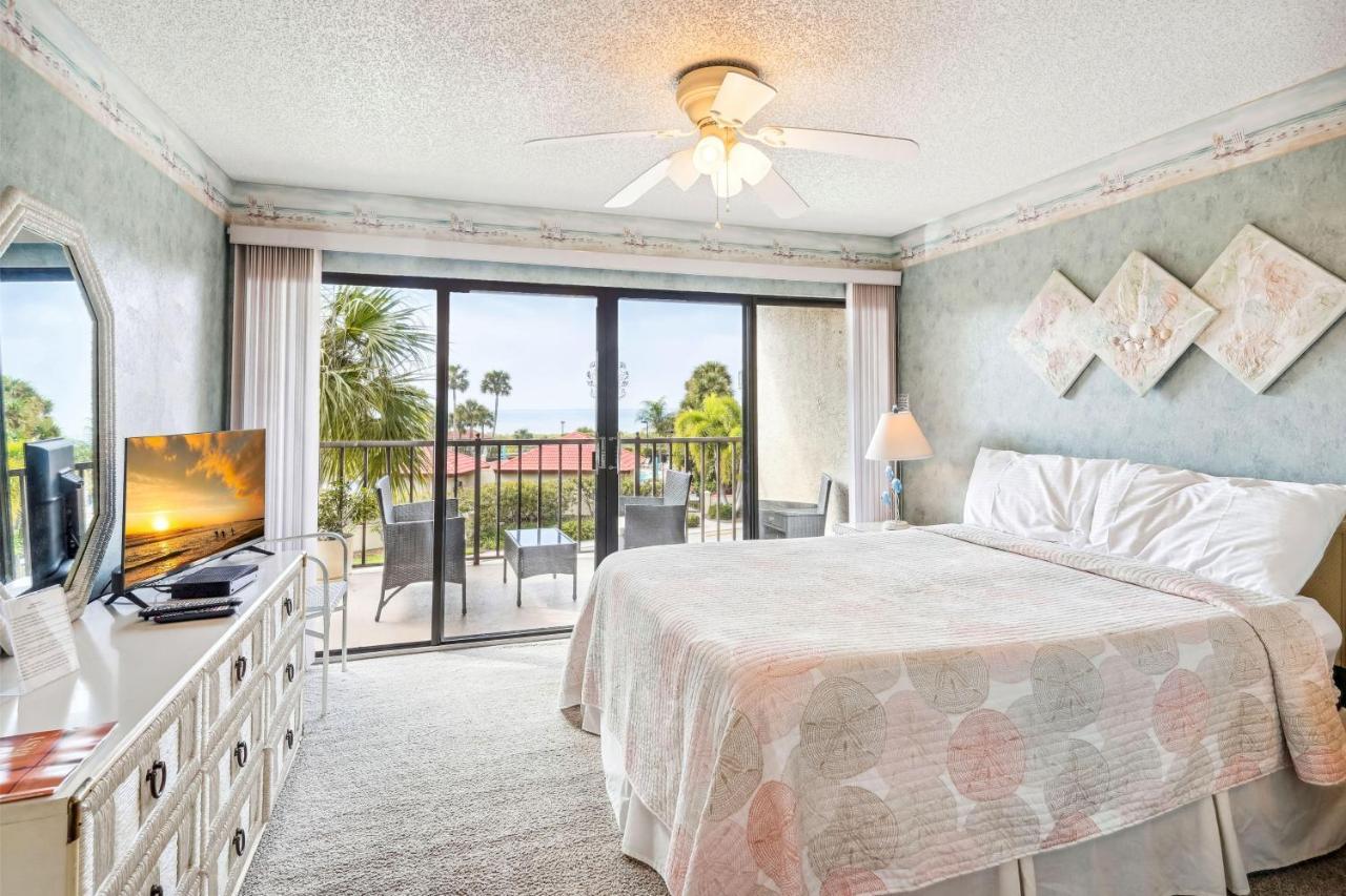 Land's End 1-307 Gulf View St. Pete Beach
