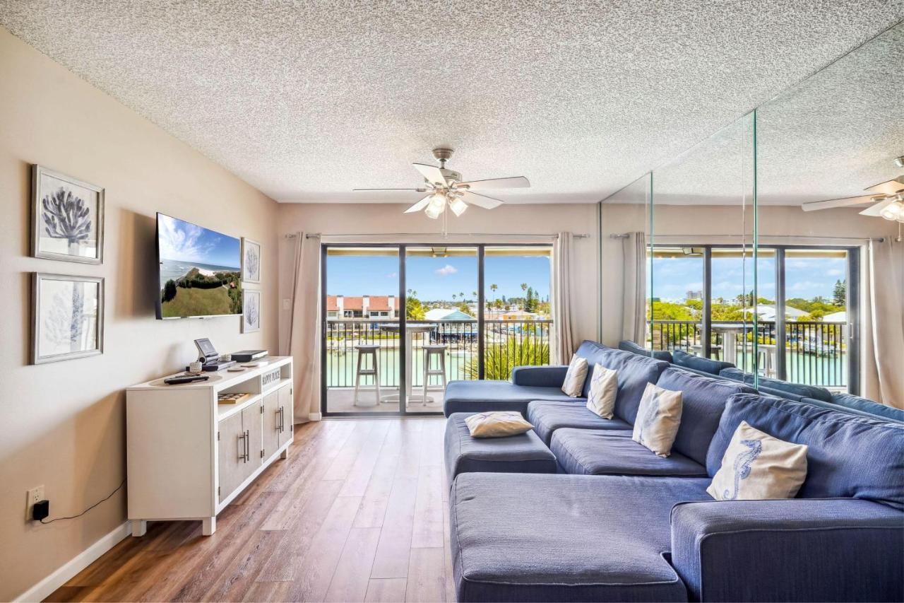 Land's End 3-402 Bay Front * St. Pete Beach
