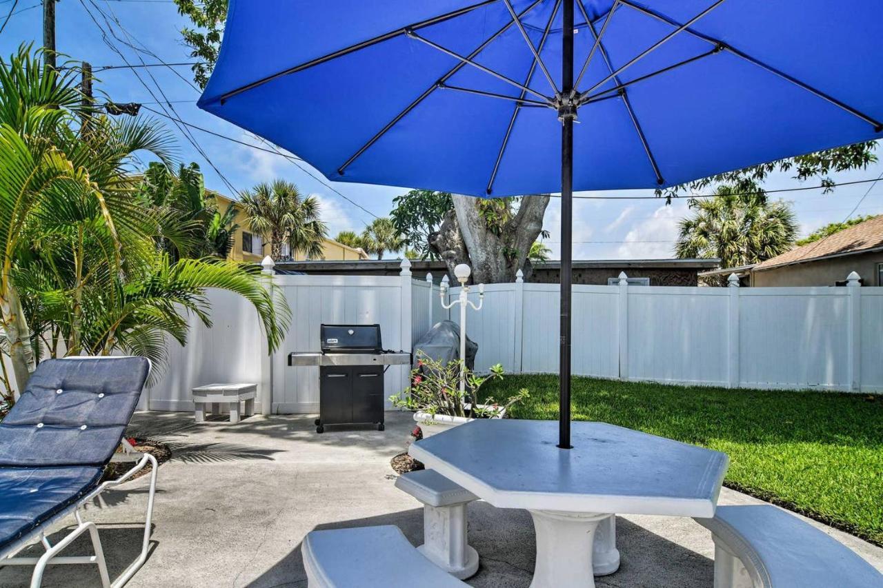 Aparthotel Gulfside Resort. Unit 1 St. Pete Beach