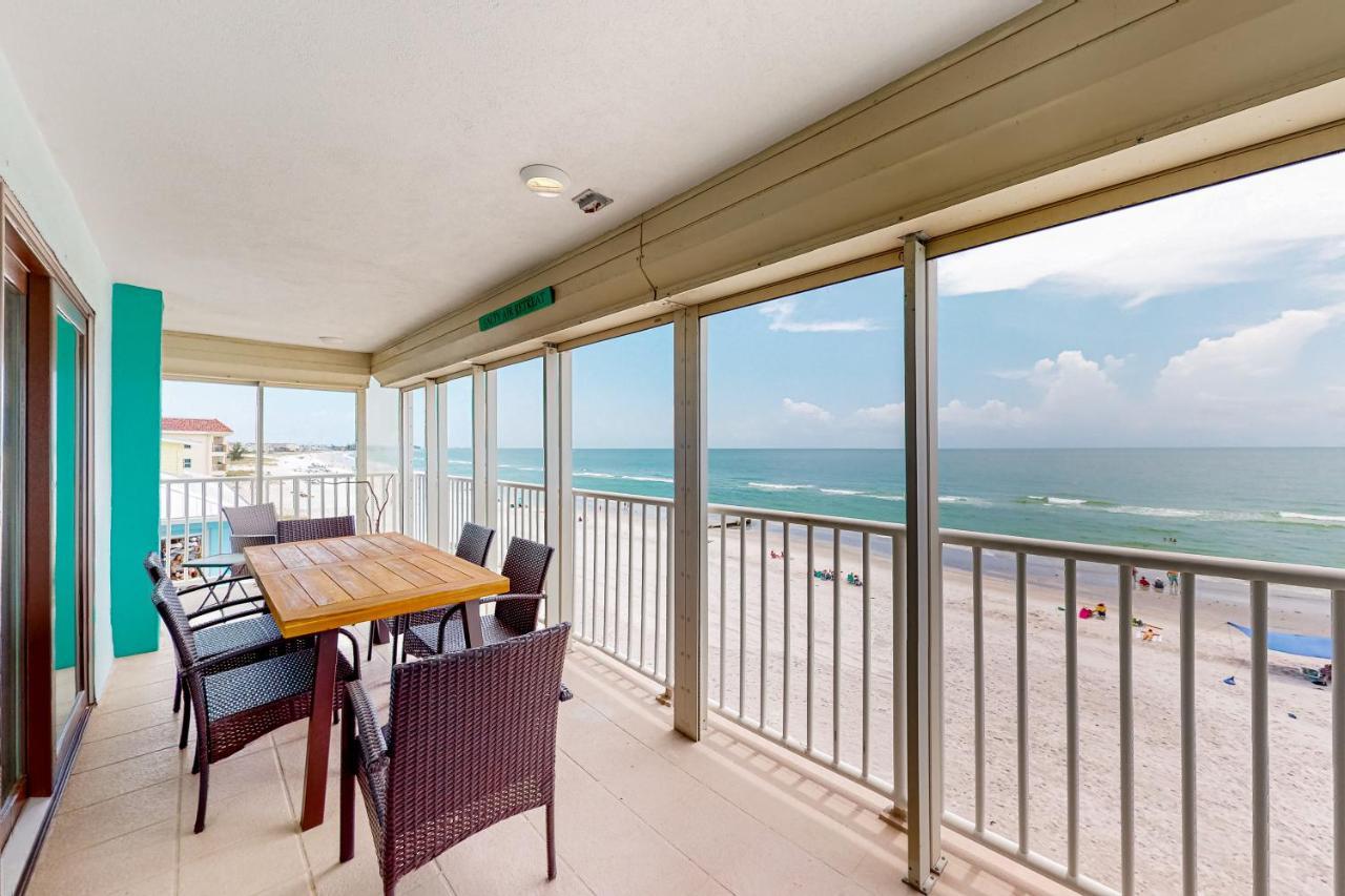 Arena De Madeira, Unit 301 * St. Pete Beach