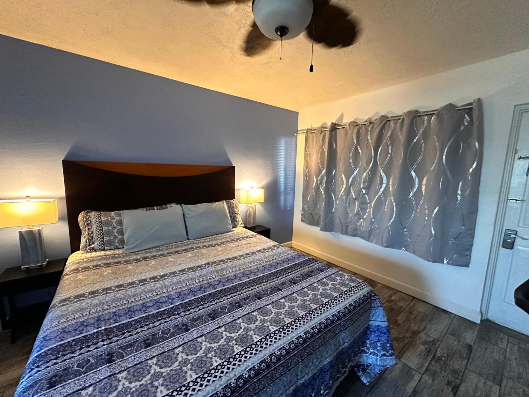 Motel Malibu 3*