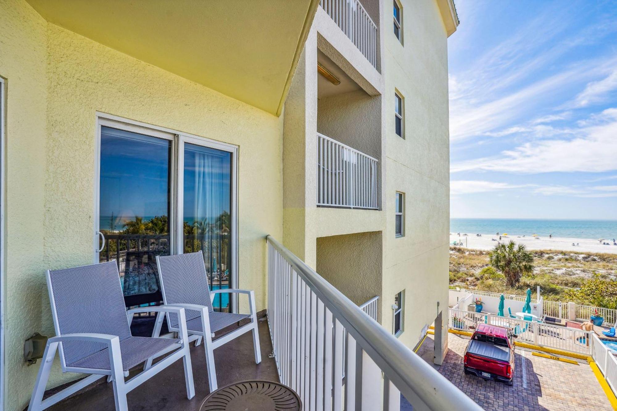 Holiday home Sunset Vistas 313n St. Pete Beach