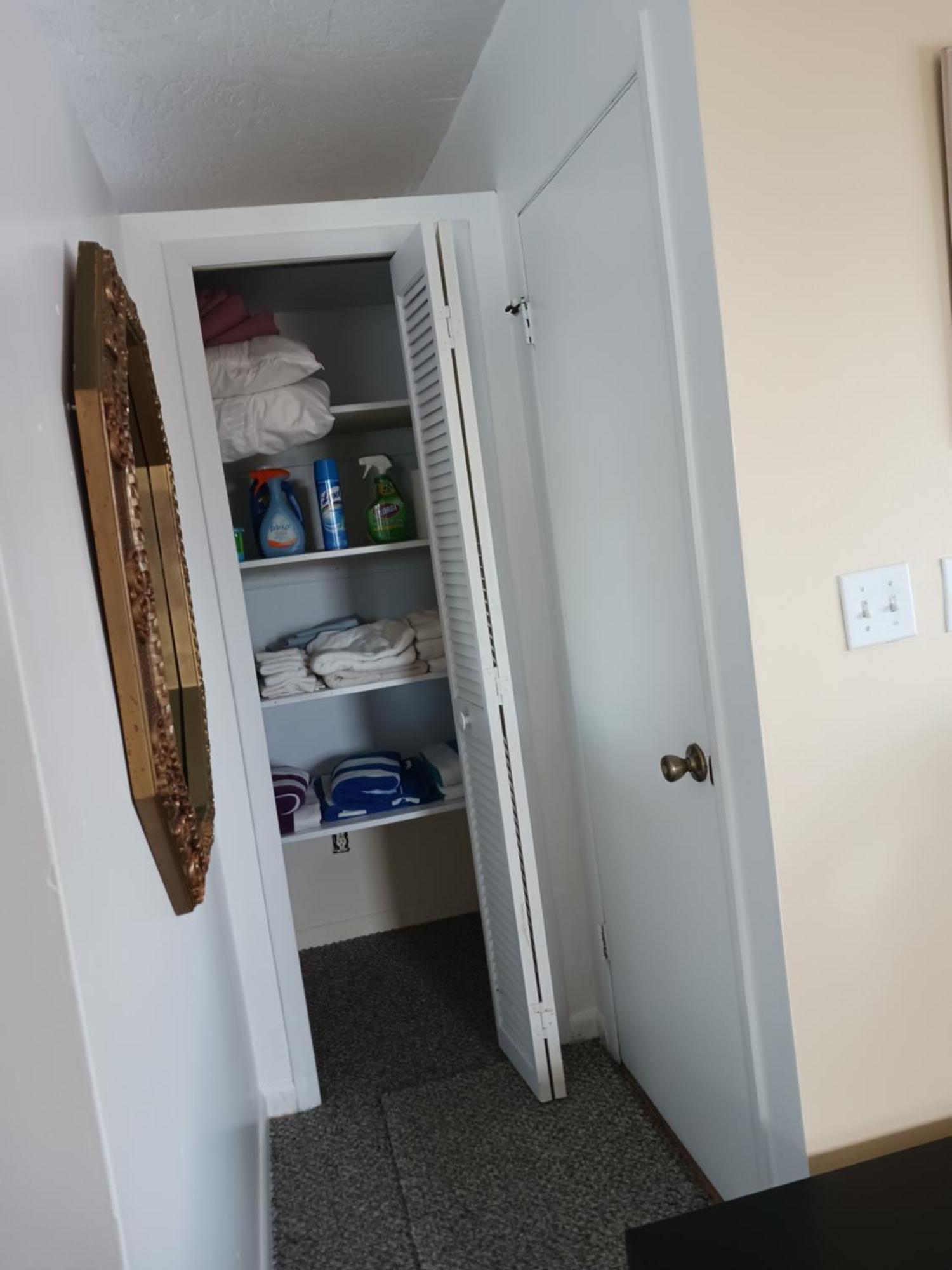 Beautiful St Pete Beach, Fl 2nd Floor 2br Unit