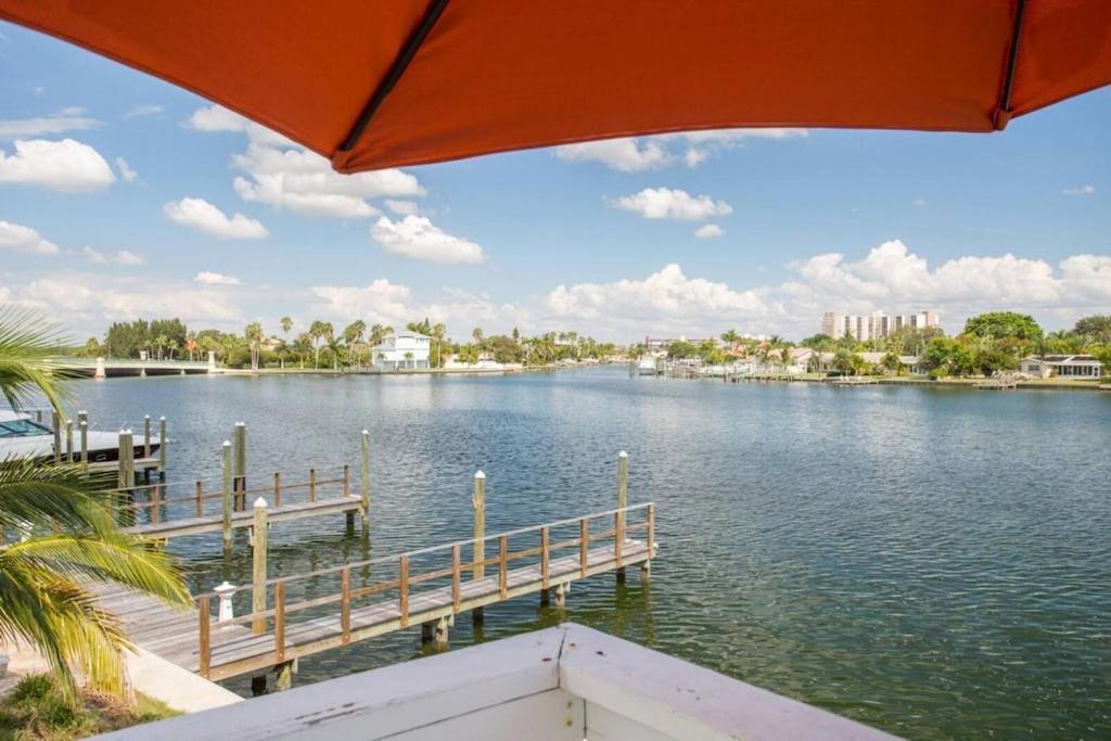What A View Overlooking Boga Ciaga Bay Intercostal Waterway On Treasure Island Apartment