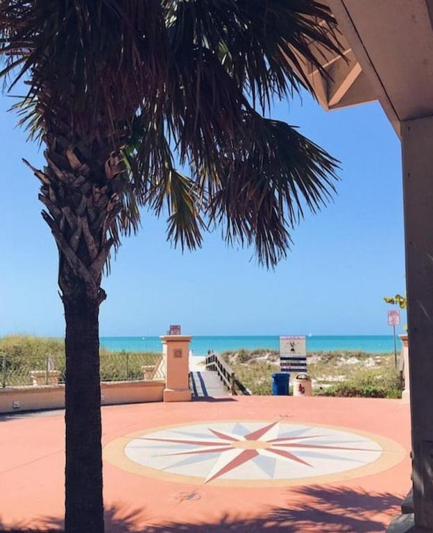 What A View Overlooking Boga Ciaga Bay Intercostal Waterway On Treasure Island Apartment St. Pete Beach