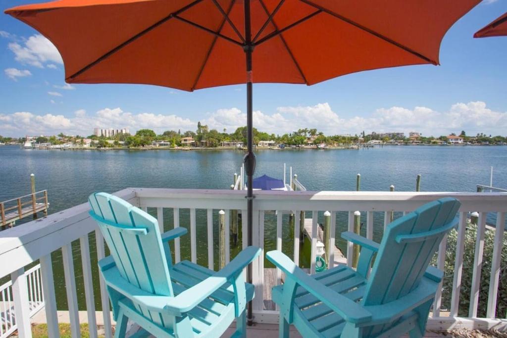 What A View Overlooking Boga Ciaga Bay Intercostal Waterway On Treasure Island Apartment St. Pete Beach