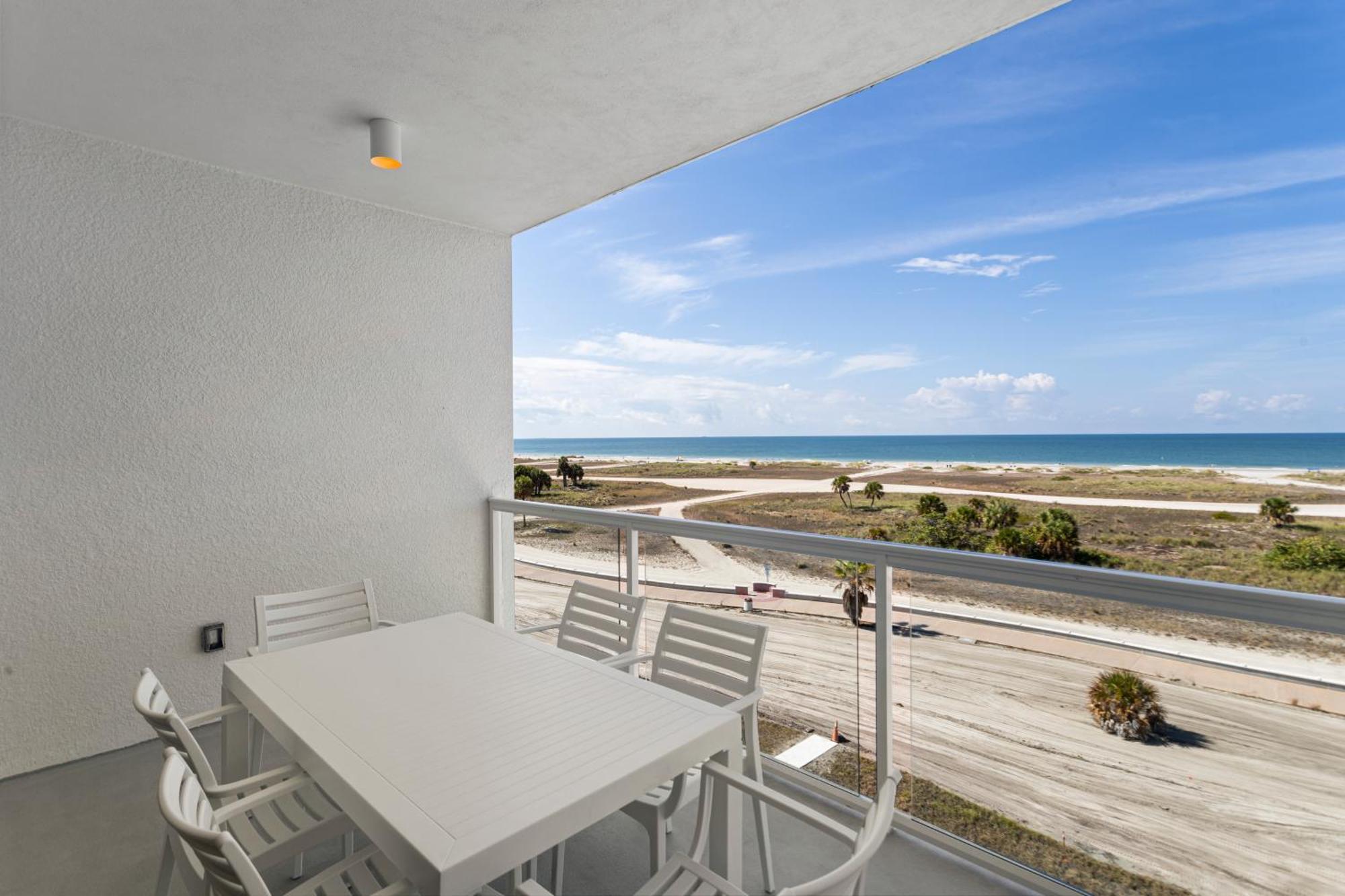 Ocean Club Treasure Island 4*