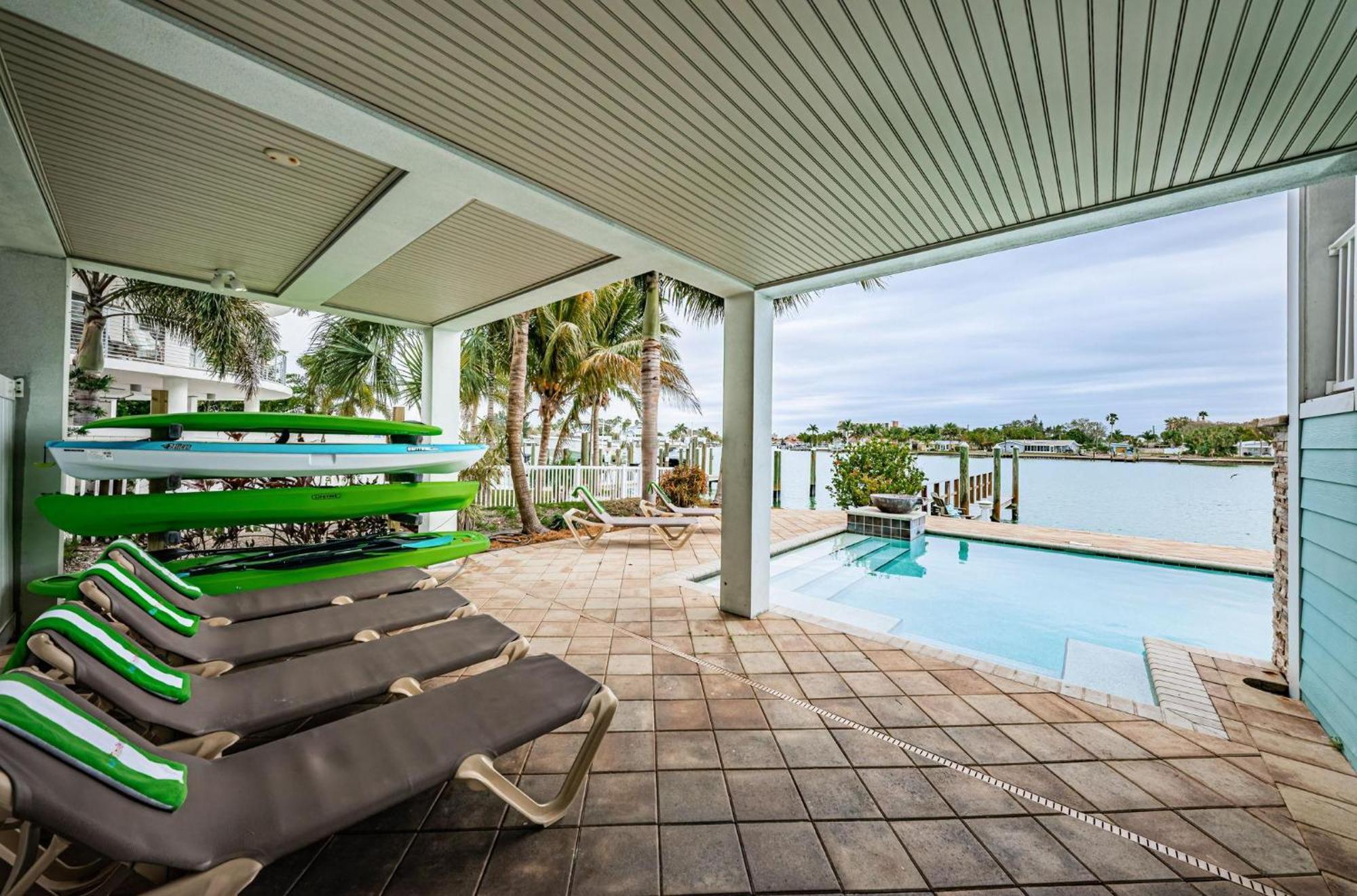 Treasure Trove Mermaids Cove Holiday home *