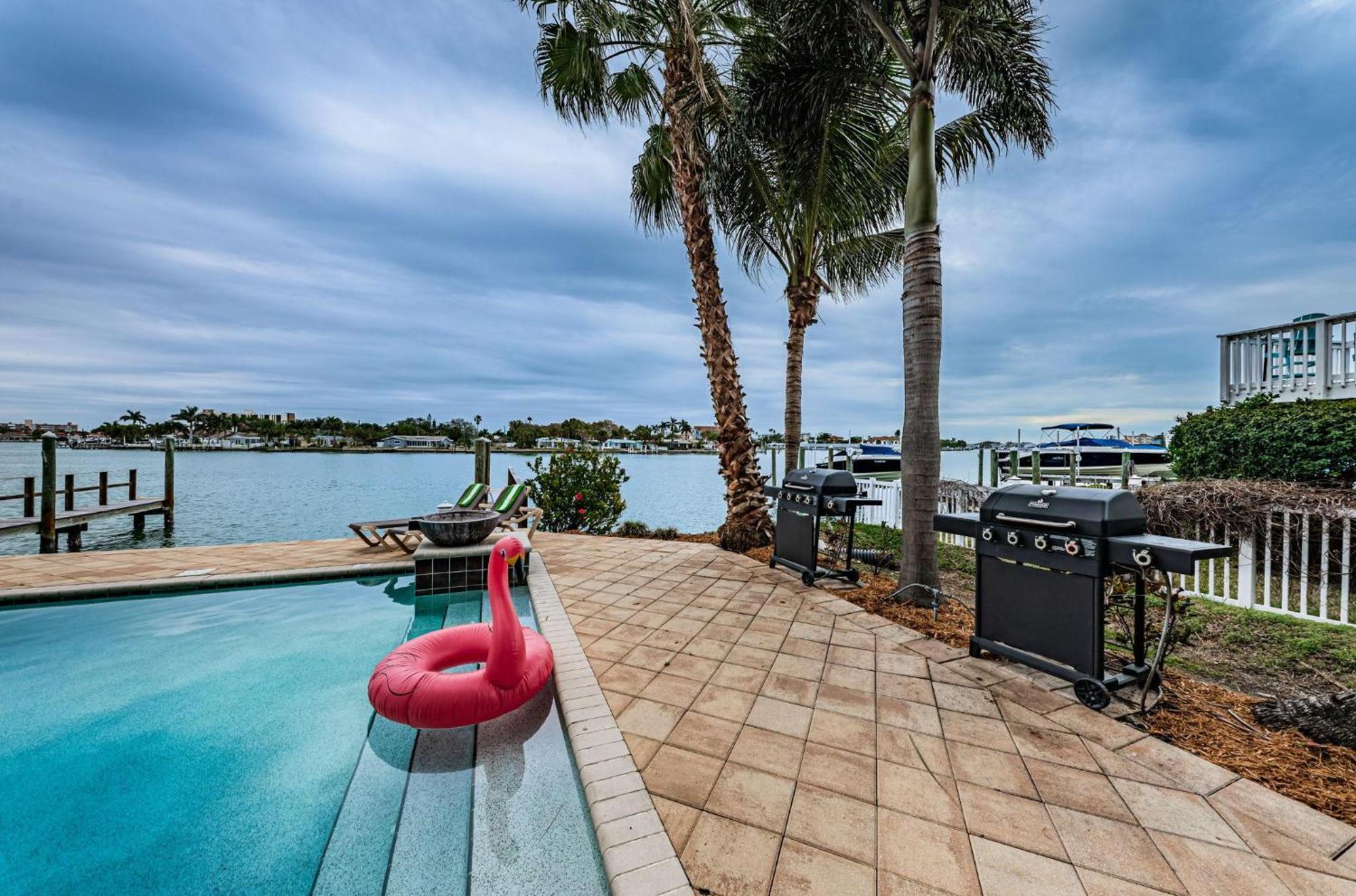 Treasure Trove Mermaids Cove Holiday home