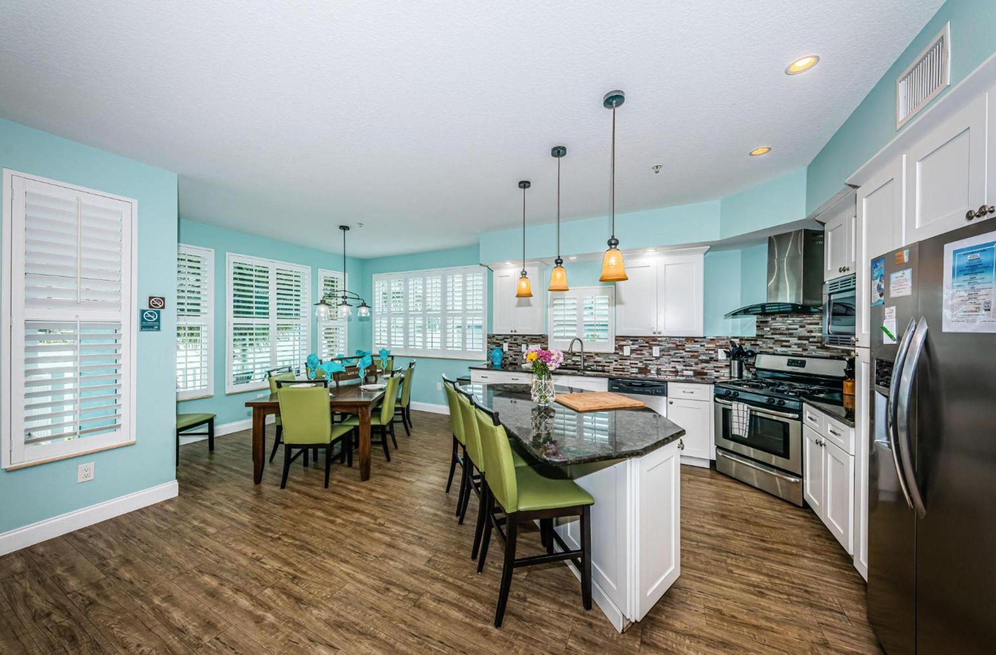 Treasure Trove Mermaids Cove Holiday home