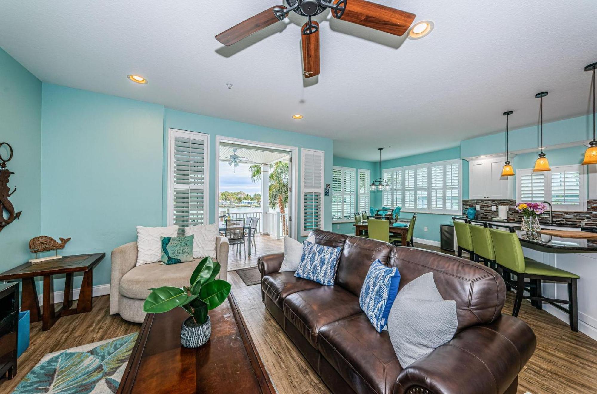 Treasure Trove Mermaids Cove Holiday home