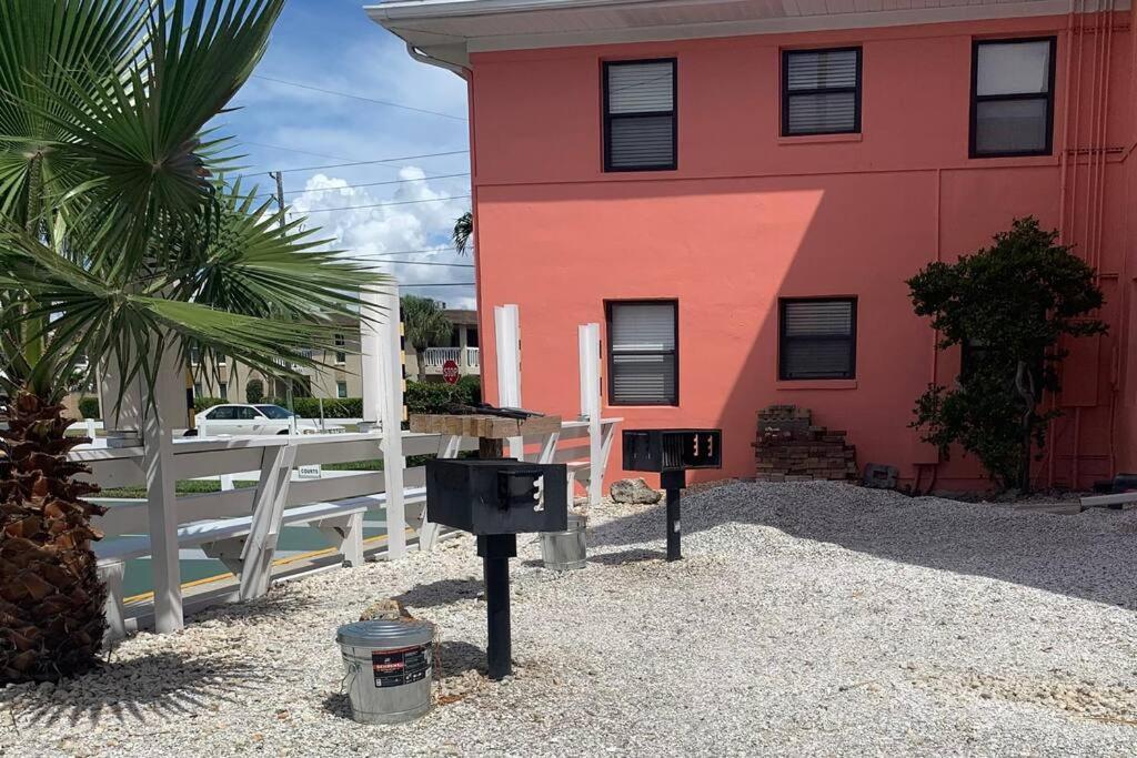 Ocean View With Heated Pool Apartment *