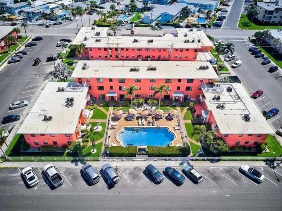 Apartment Ocean View With Heated Pool St. Pete Beach