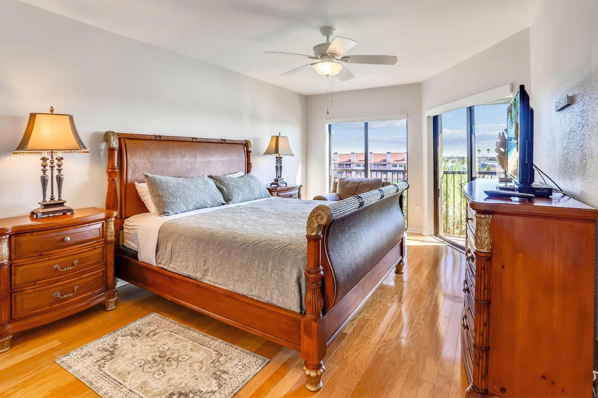 Land's End 3-404 Bay Front St. Pete Beach