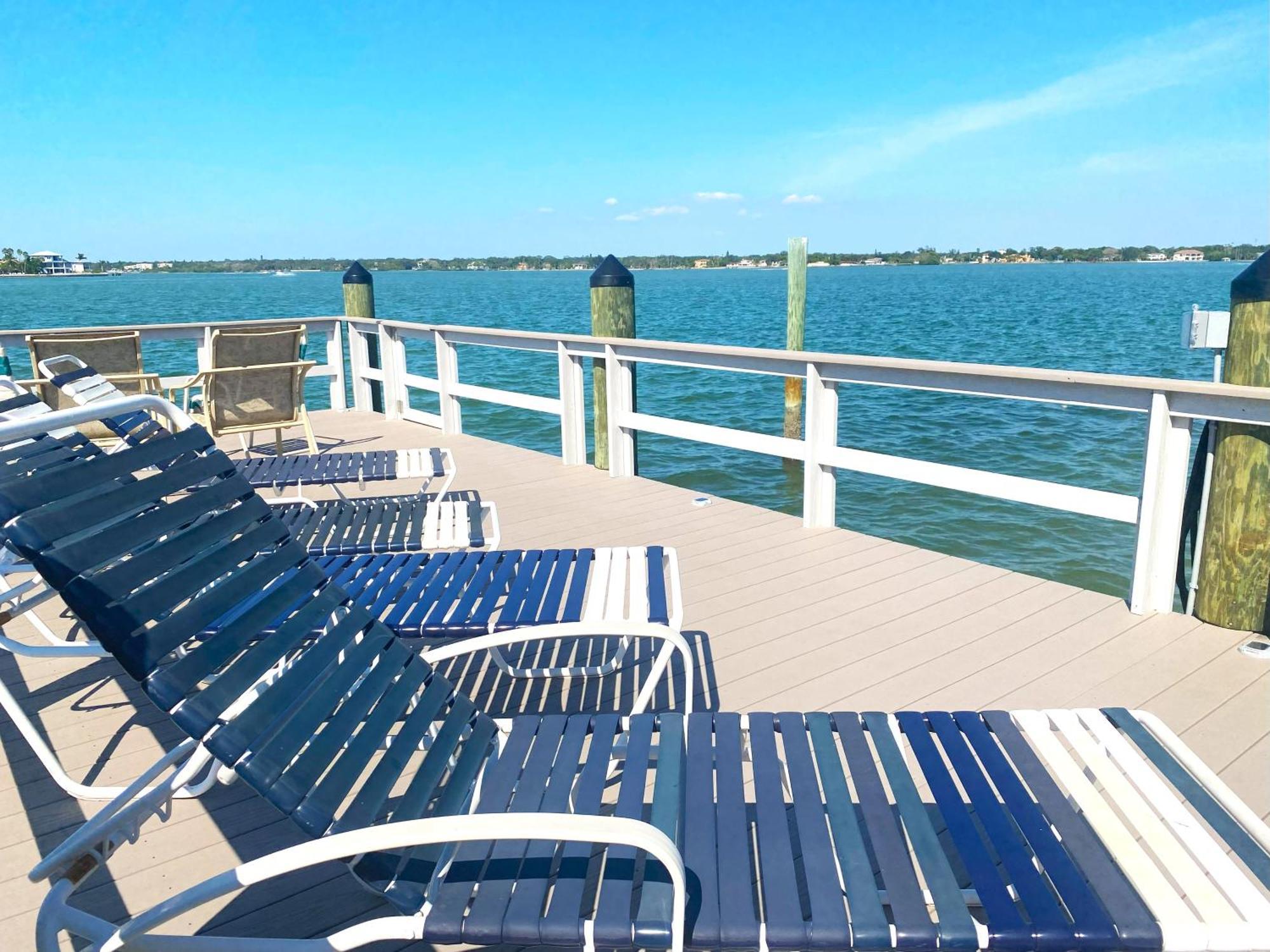 107-waterfront-walk To Beach-lovely Apartment *