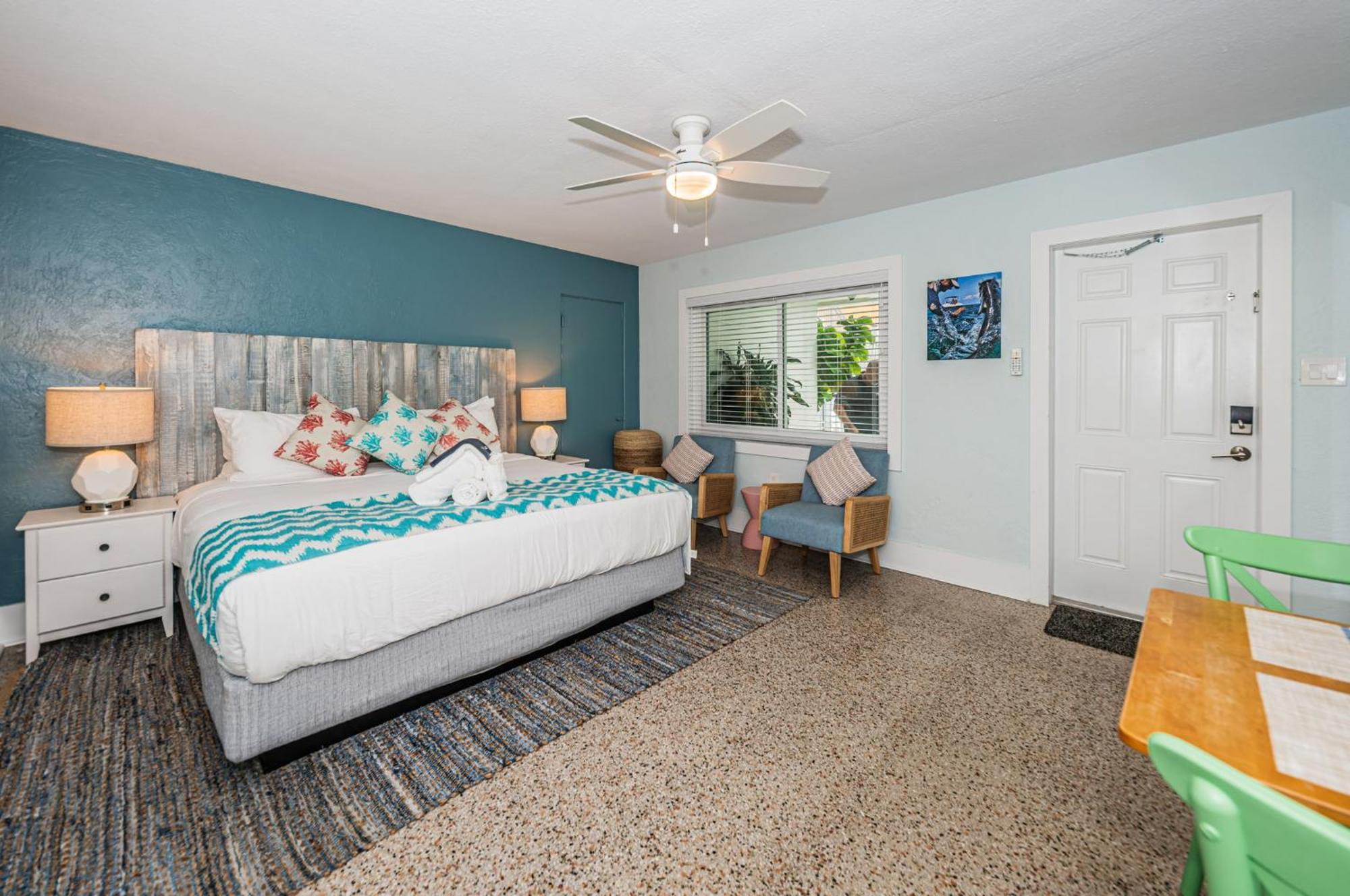 The Roth Hotel, Treasure Island, Florida Aparthotel St. Pete Beach