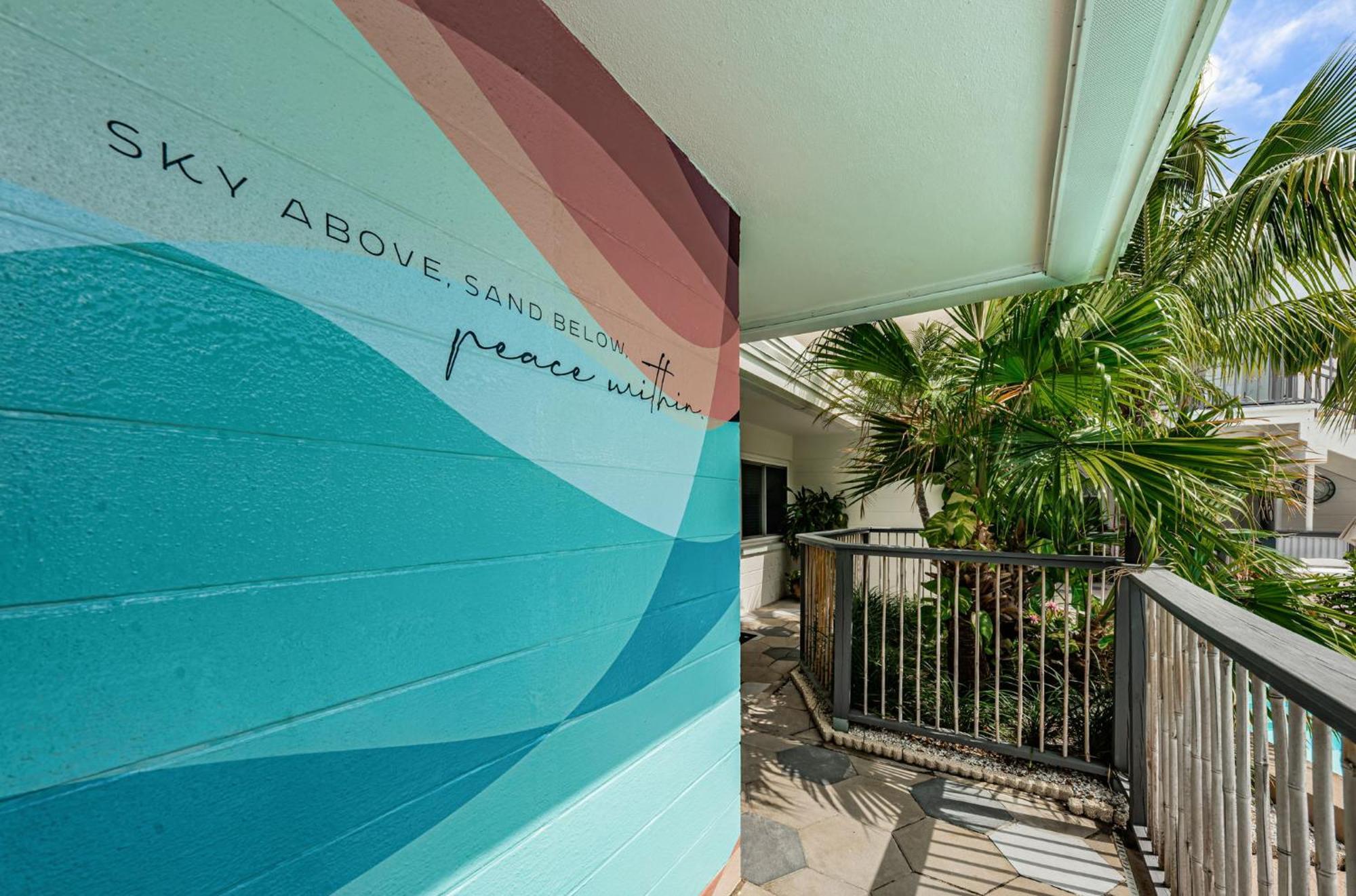 Aparthotel The Roth Hotel, Treasure Island, Florida St. Pete Beach