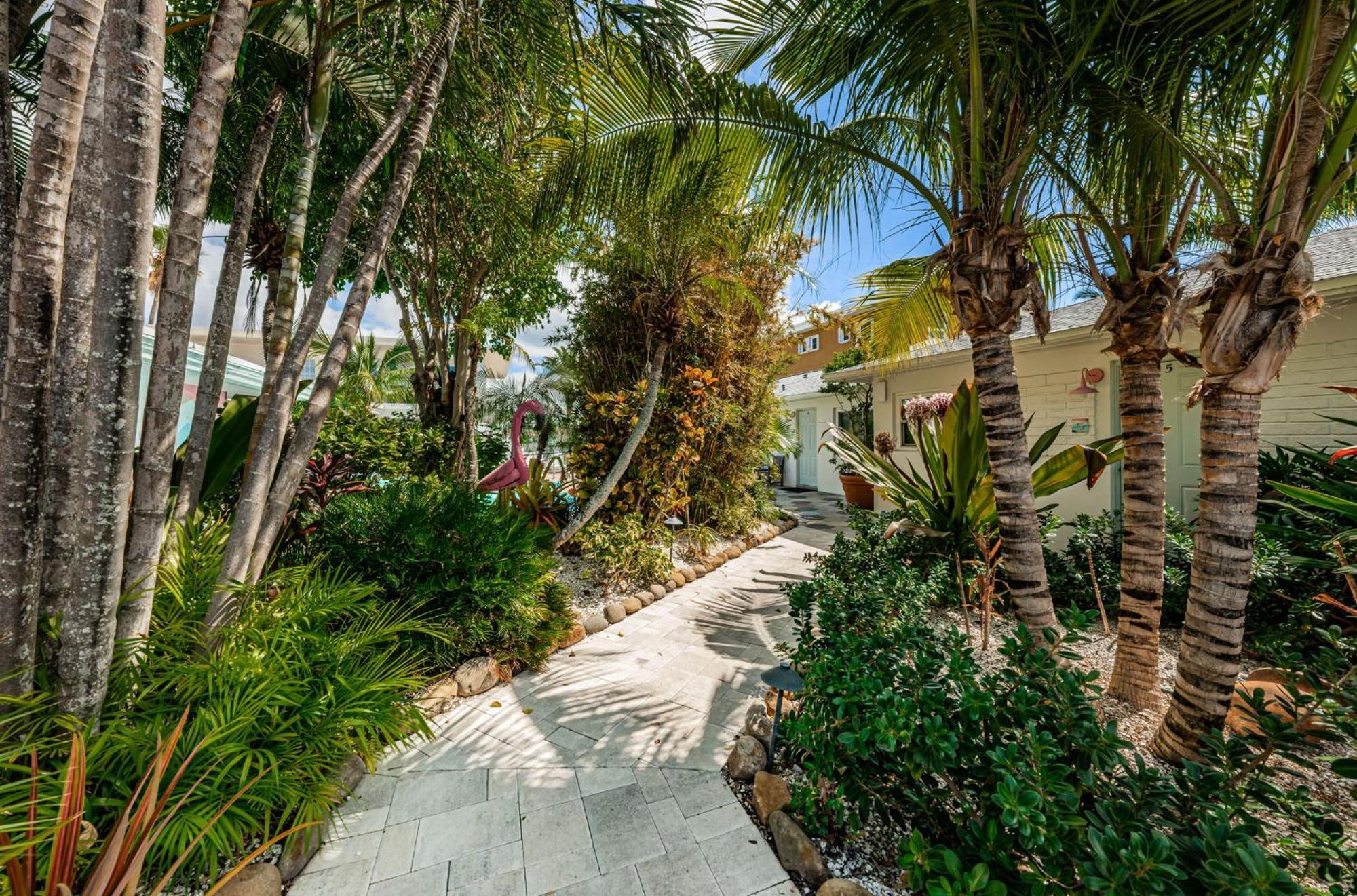 The Roth Hotel, Treasure Island, Florida Aparthotel