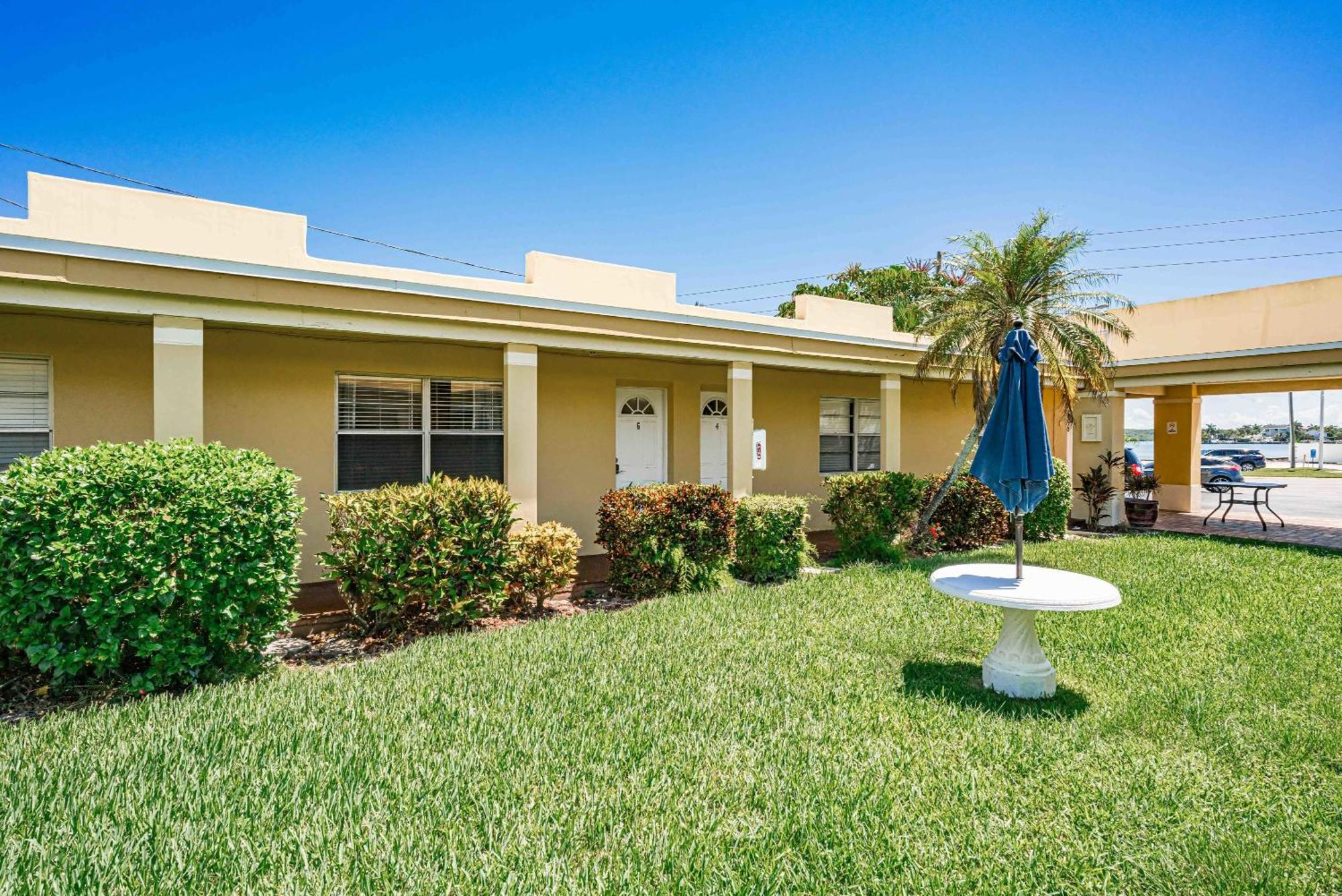 Holiday home Beachside Retreat W Heated Pool