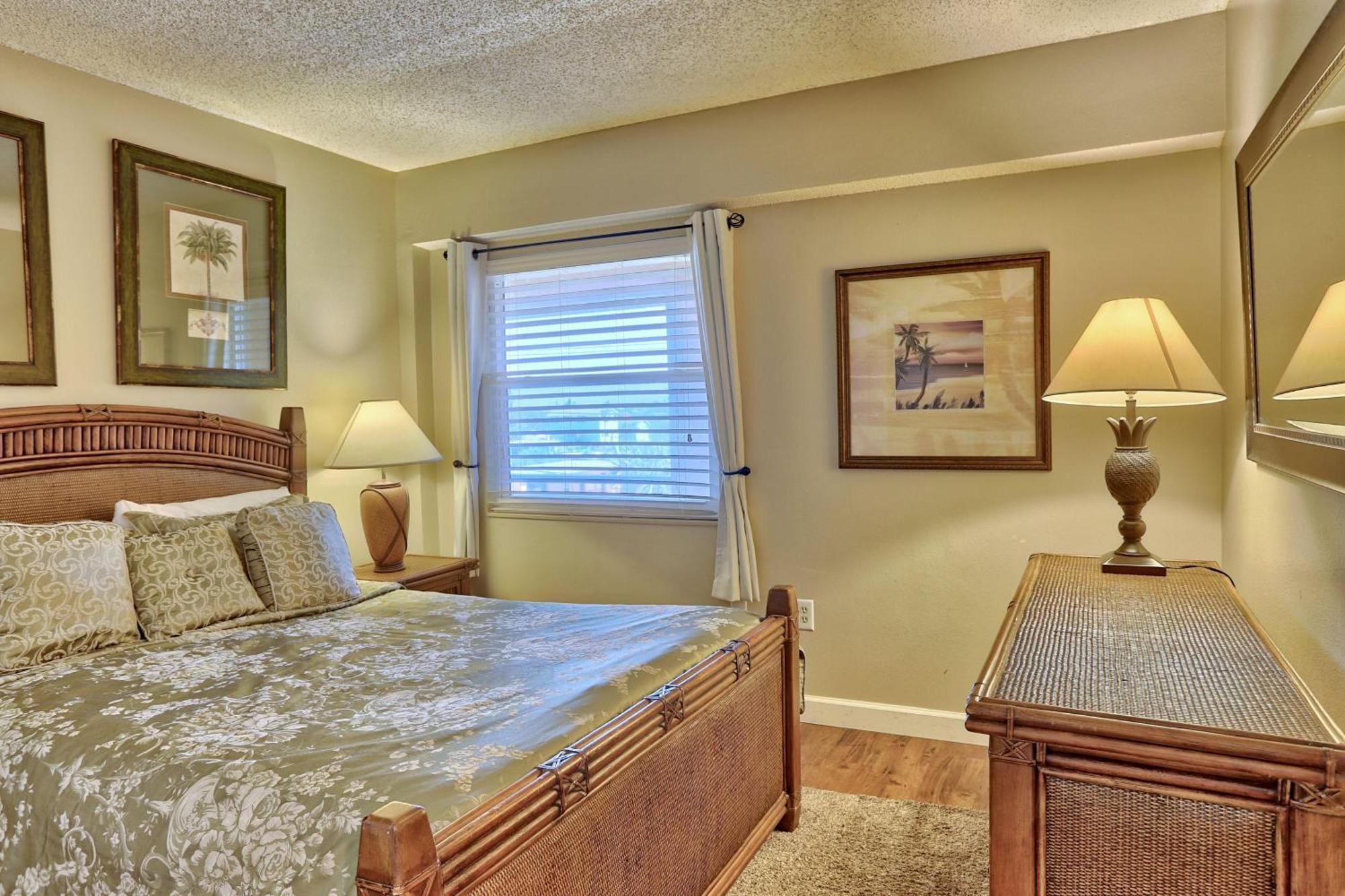 Holiday home Madeira 404 - Premier St. Pete Beach