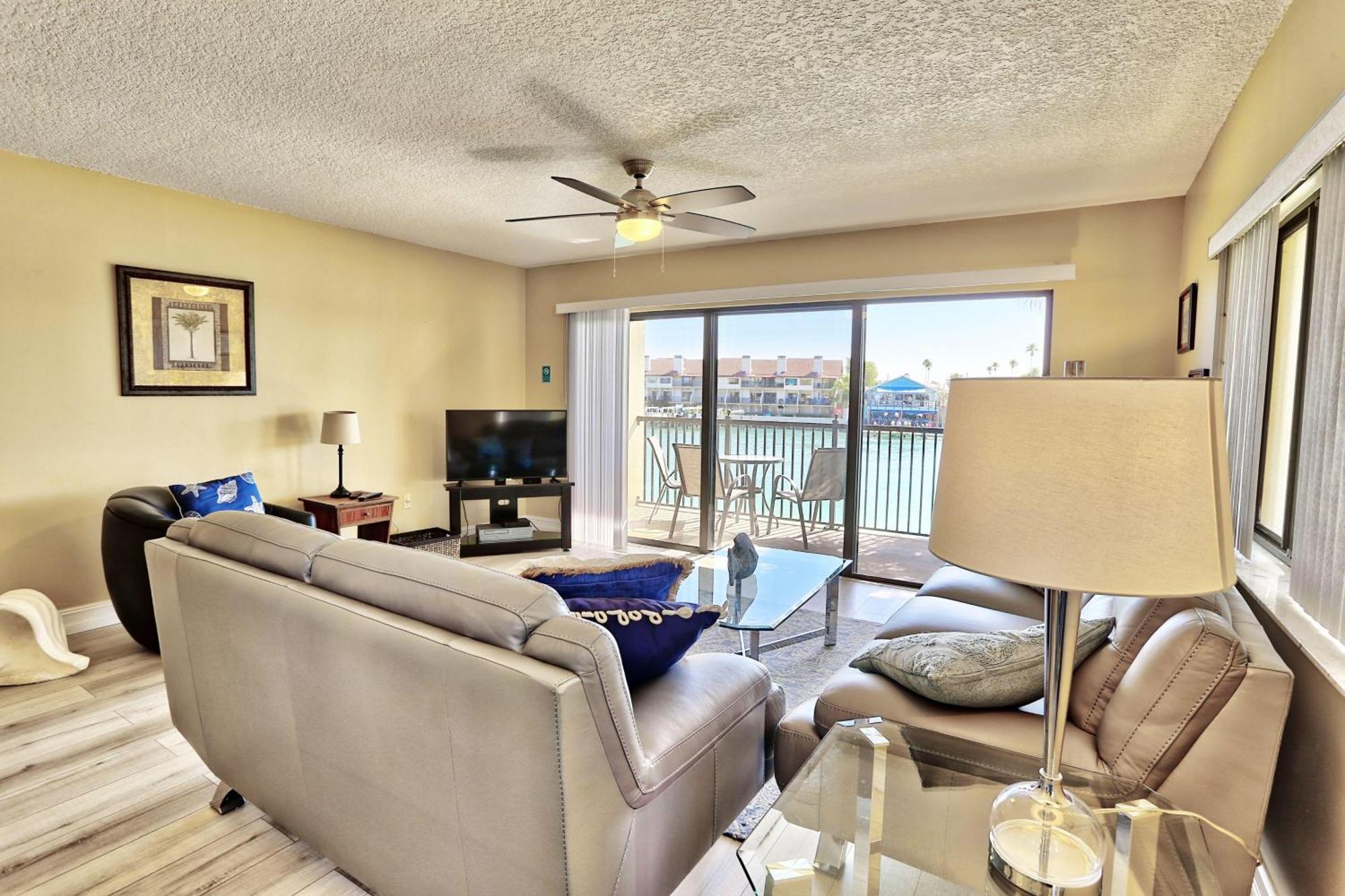 Land's End 3-206 Bay Front - Premier * St. Pete Beach