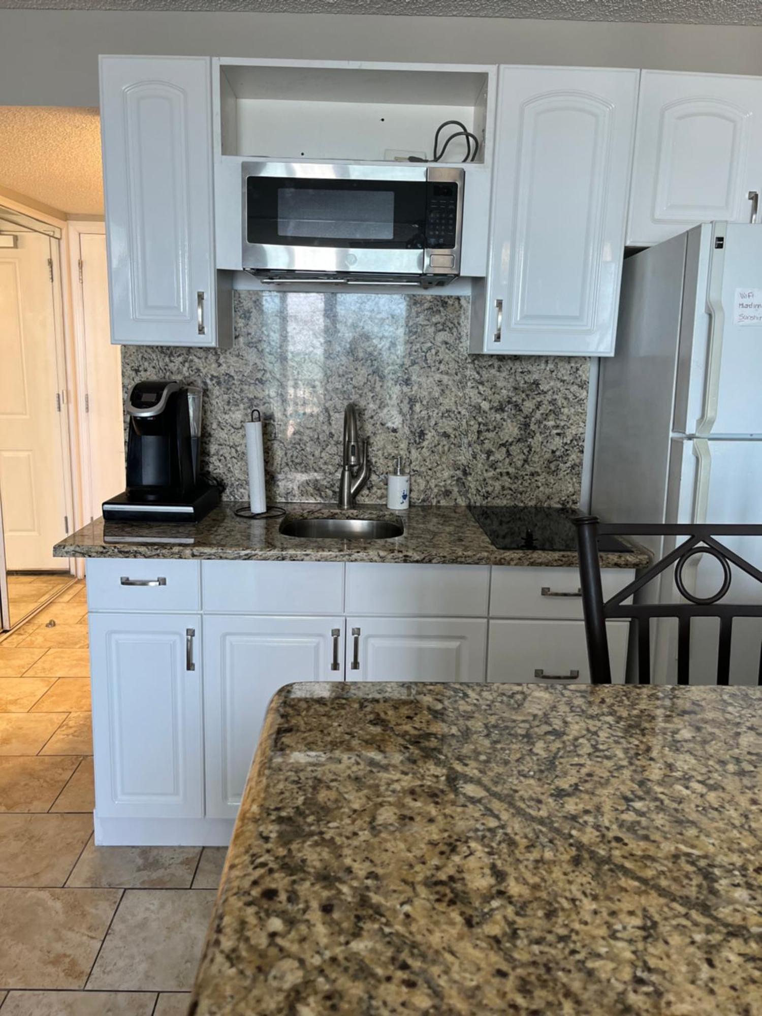Island Unit 315
