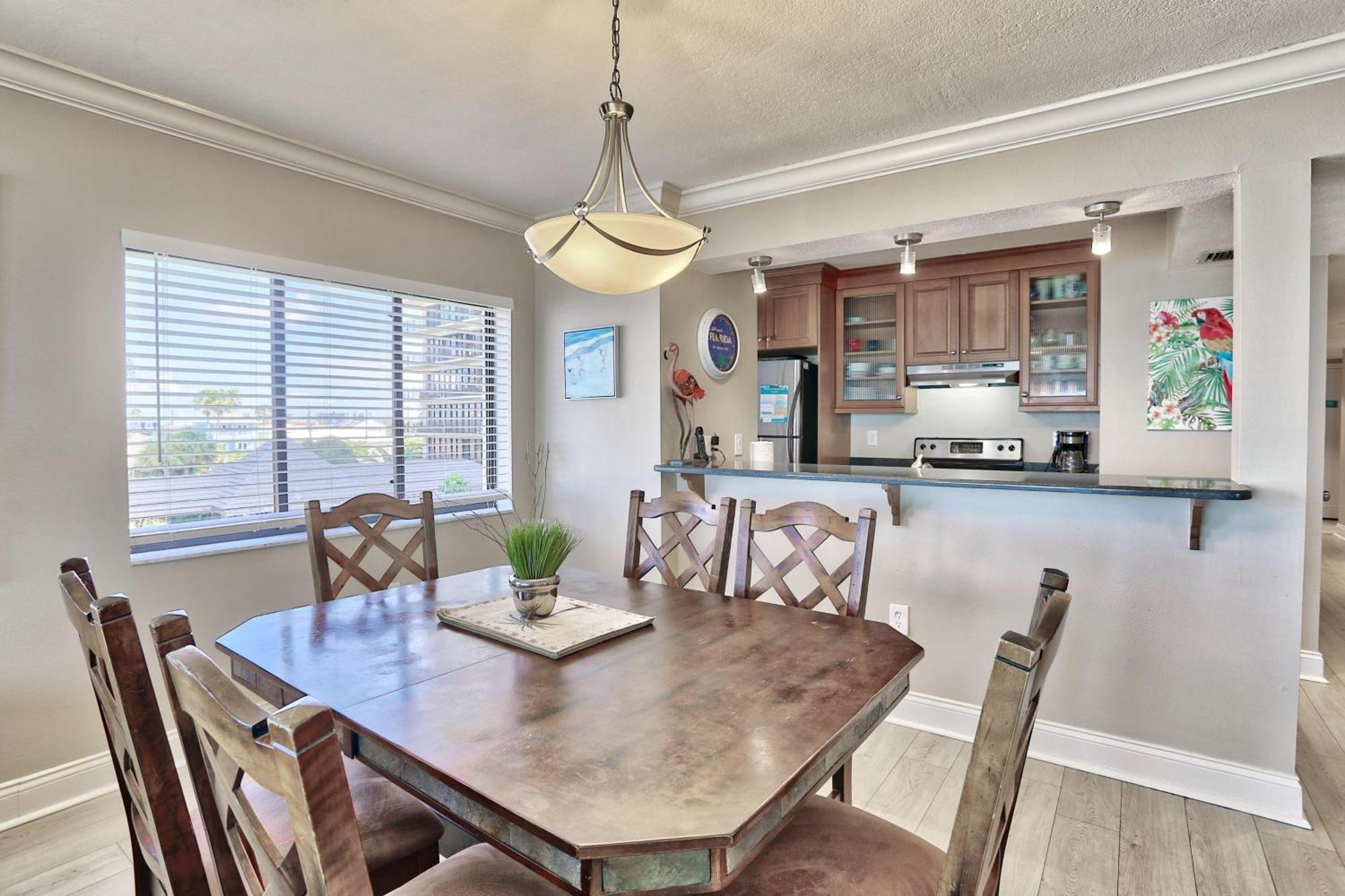 Land's End 11-407 Front - Premier Holiday home St. Pete Beach