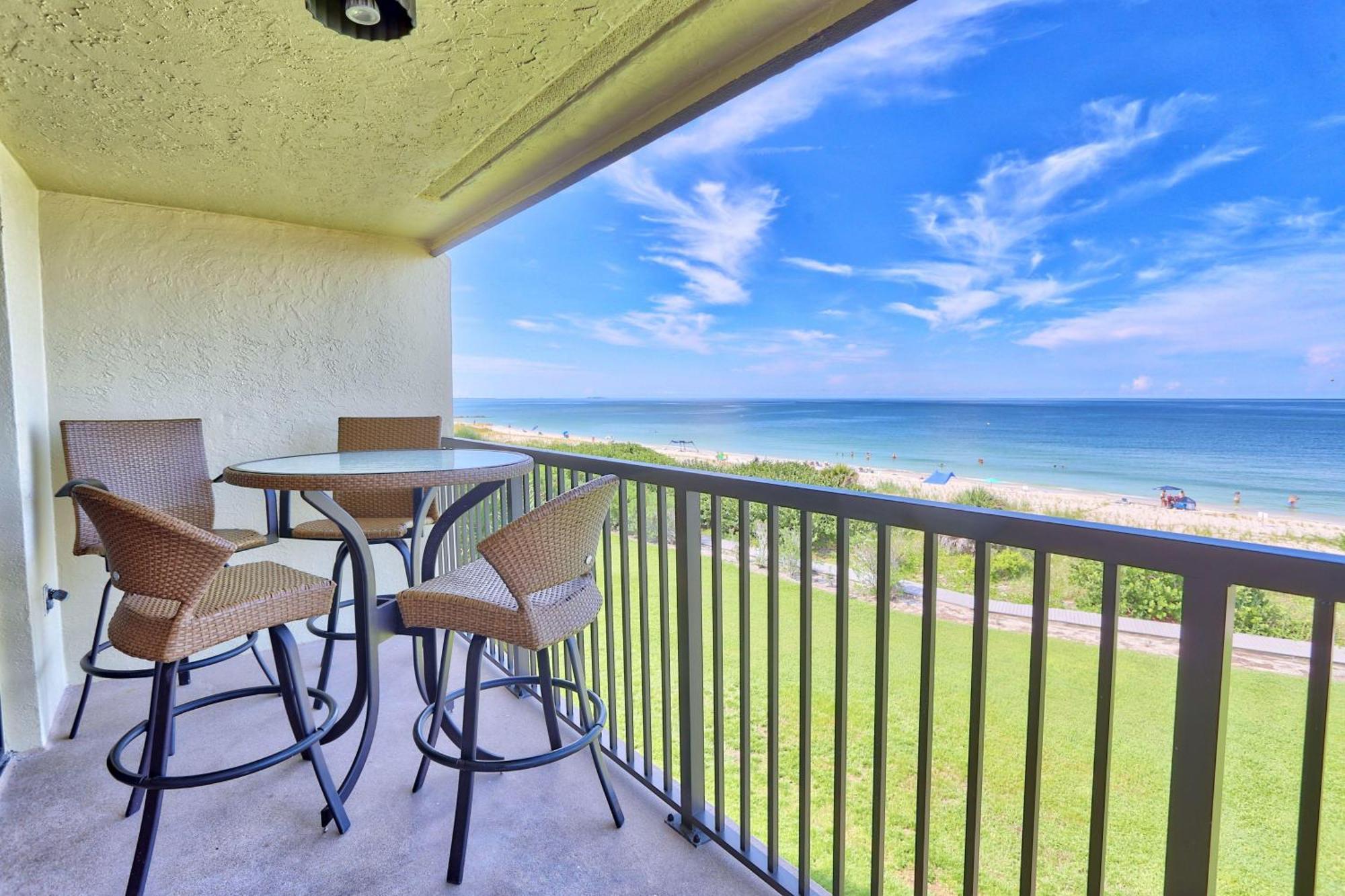 Land's End 11-407 Front - Premier Holiday home St. Pete Beach