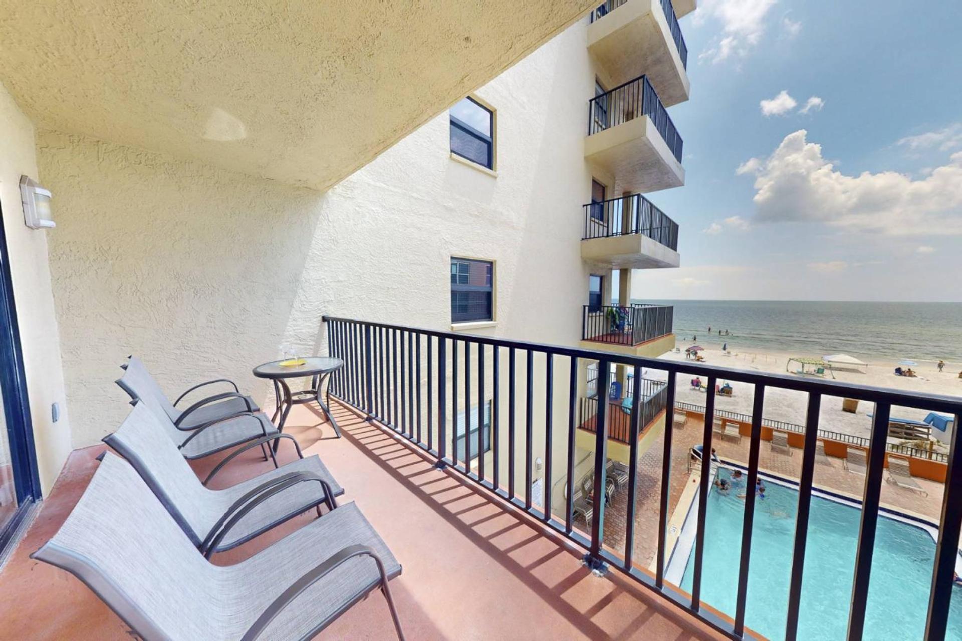 Holiday home 208 - Brisas St. Pete Beach