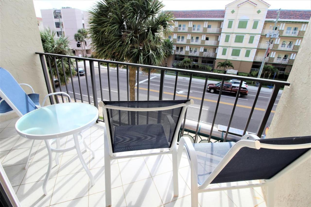 Madeira Place 303 1bd 2ba Retreat Near Johns St. Pete Beach