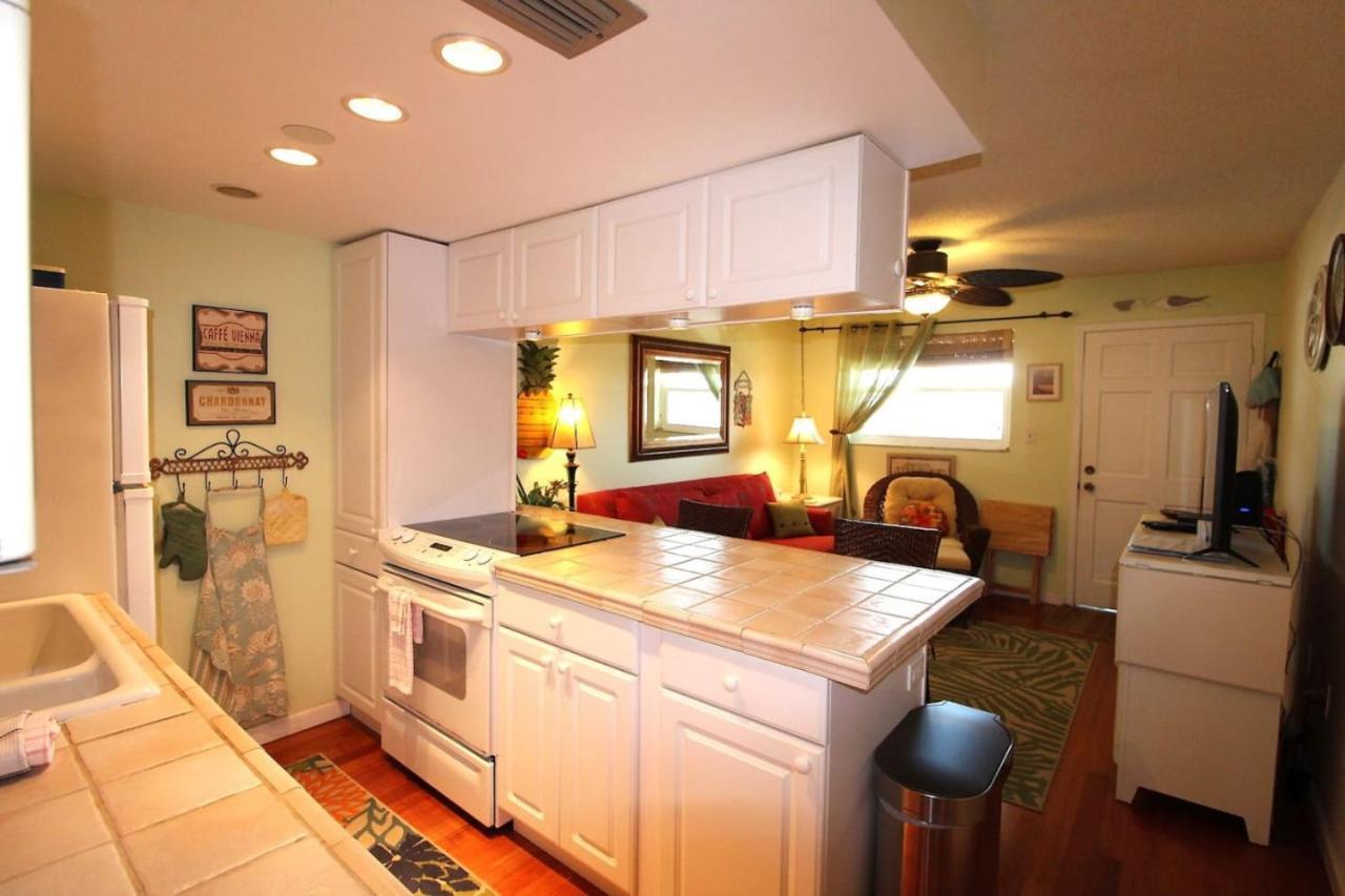 Sunset Cove One Bedroom In Treasure Island, Short * St. Pete Beach