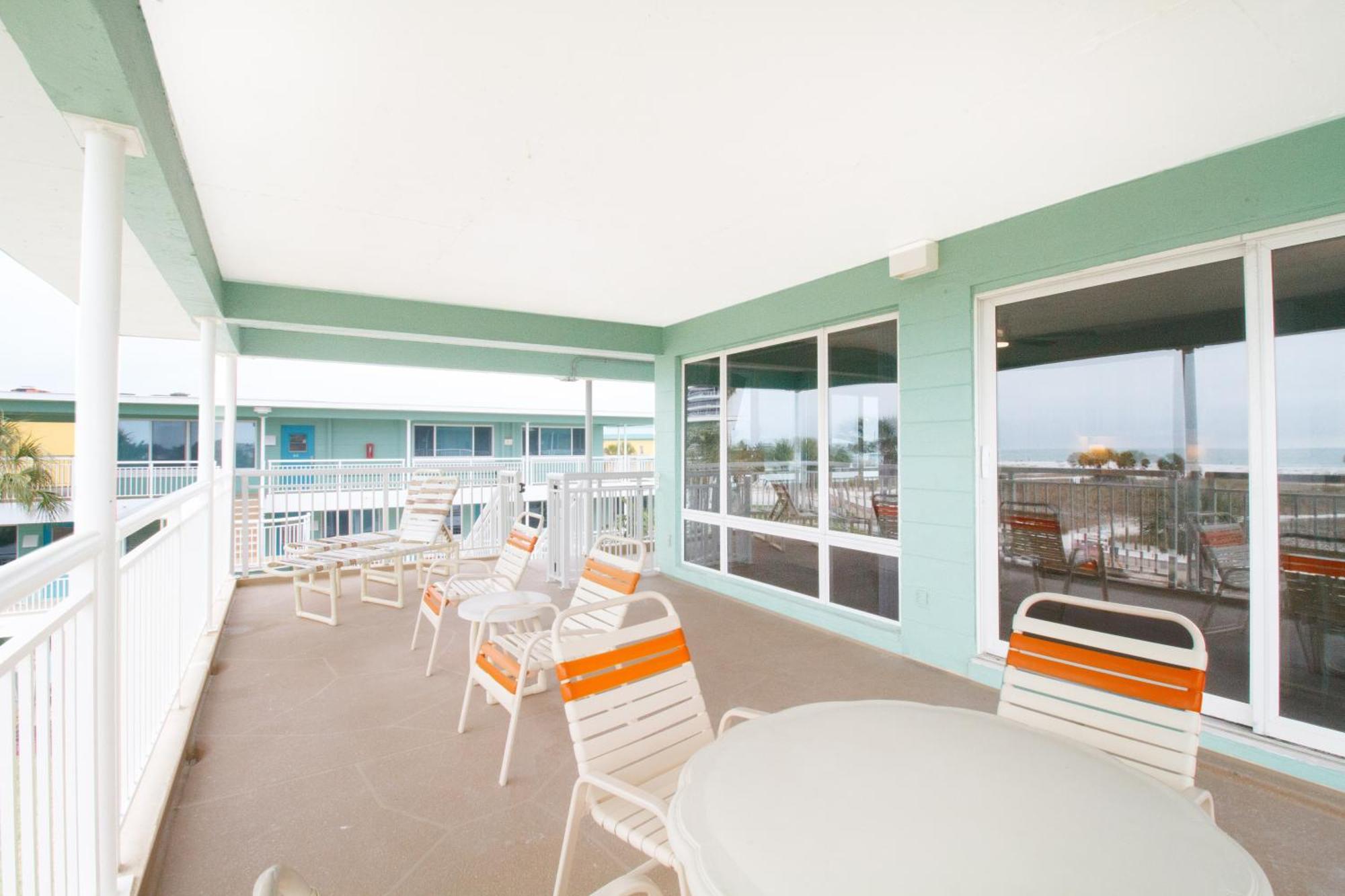 Tropic Terrace #59 - View Penthouse! St. Pete Beach
