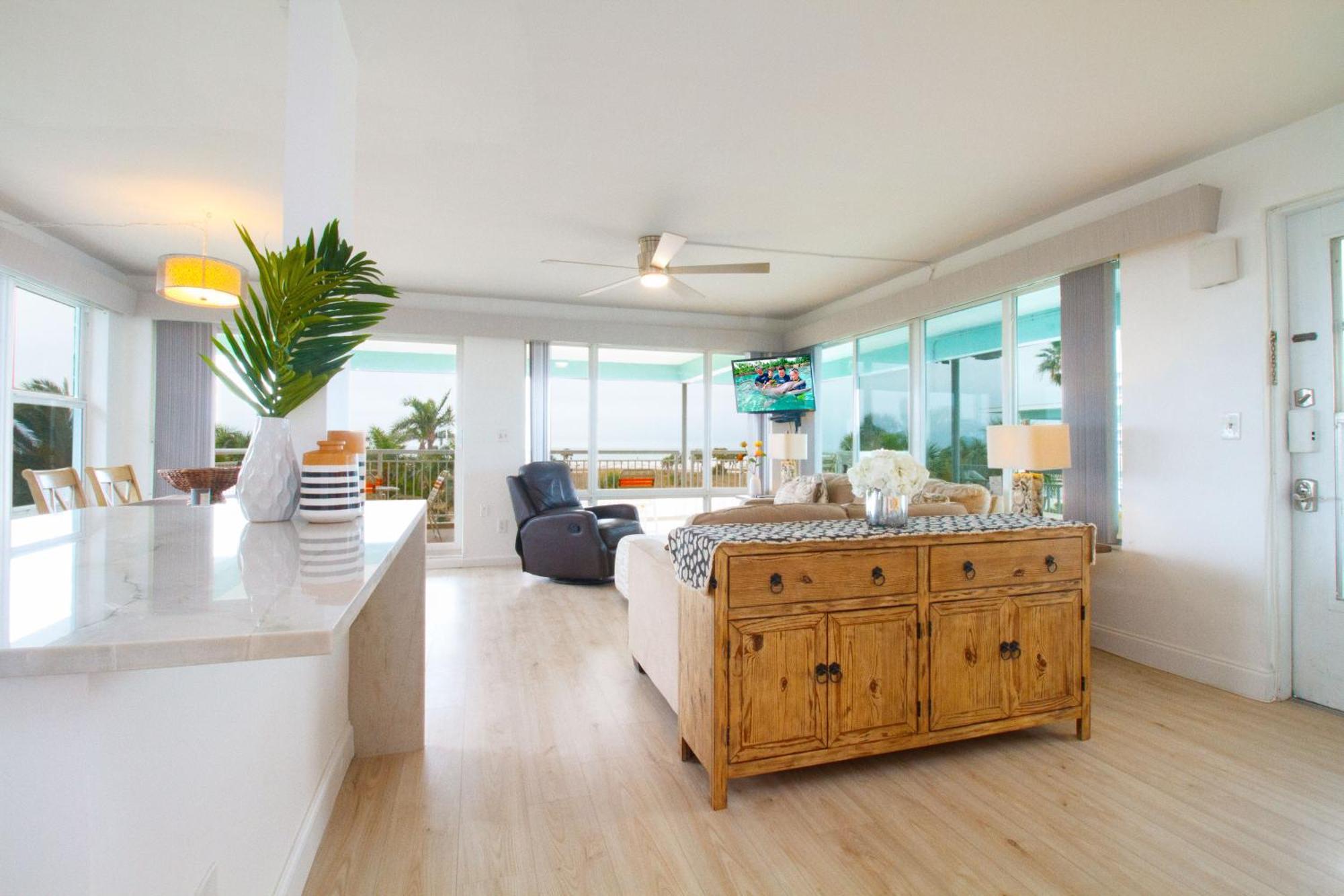 Apartment Tropic Terrace #59 - View Penthouse! St. Pete Beach