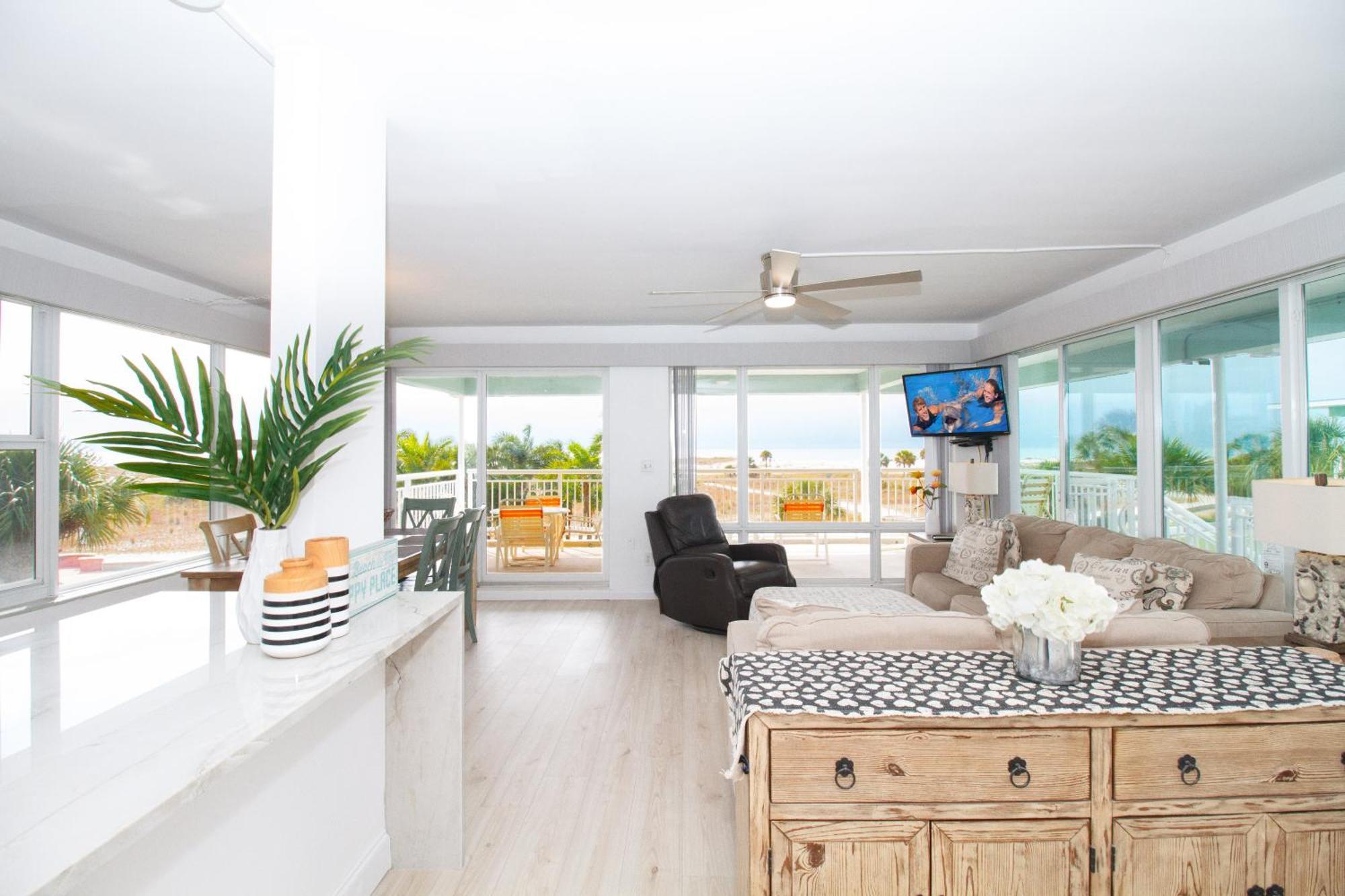 Apartment Tropic Terrace #59 - View Penthouse!