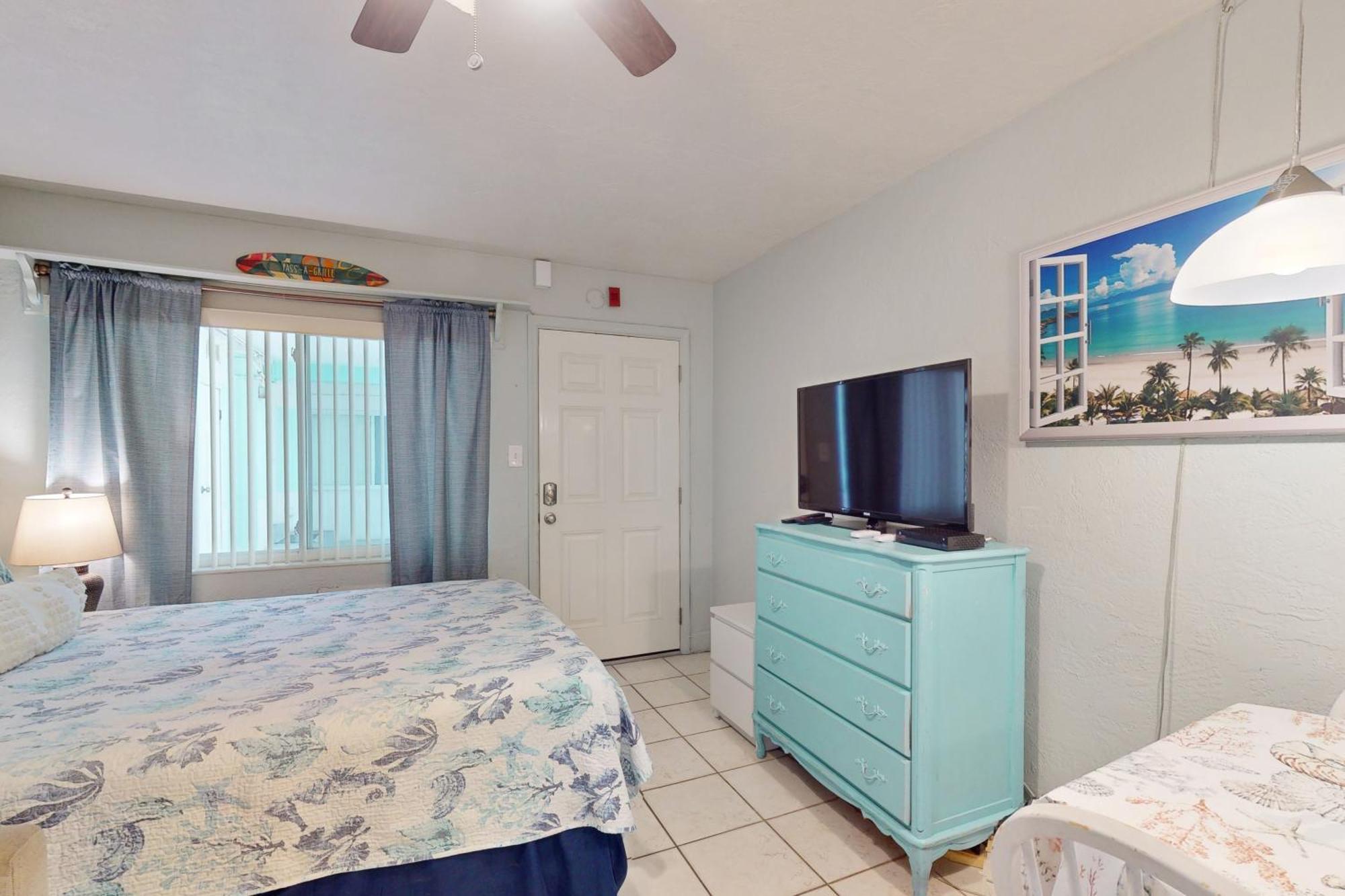 Hotel Pass-a-grille Retreat Unit 8 *