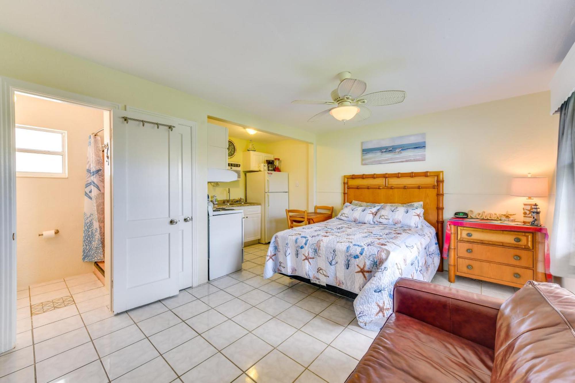 Beachfront Redington Shores Retreat! *