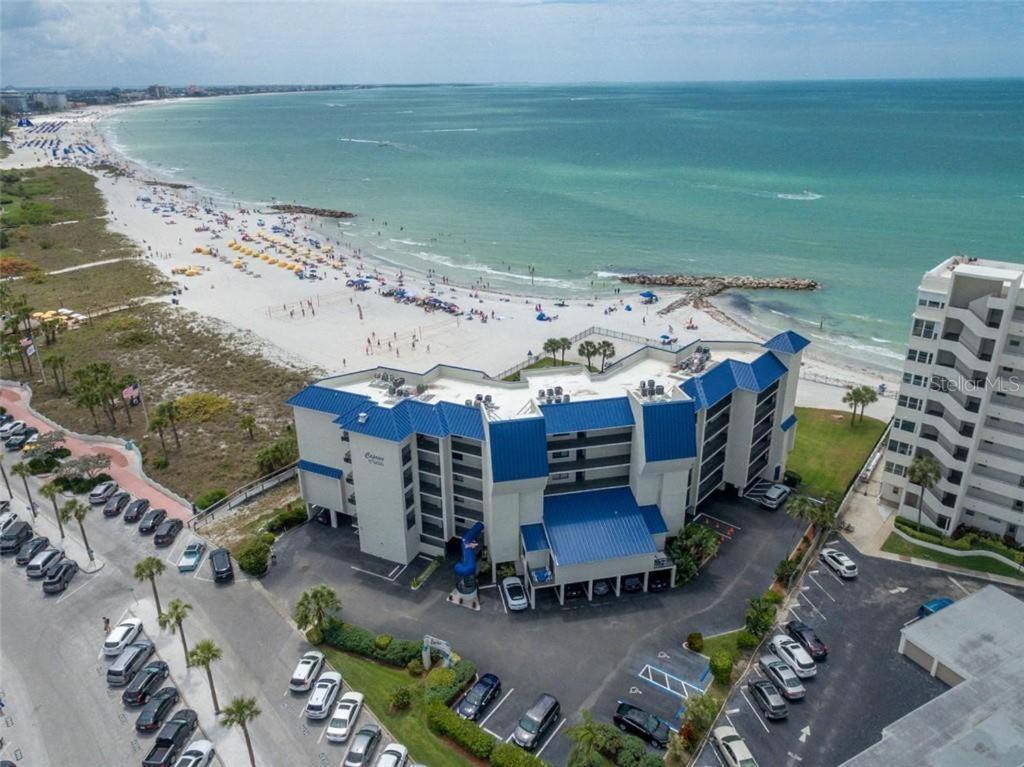 Direct Beachfront/free Parking/walk To Dining & Shopping * St. Pete Beach