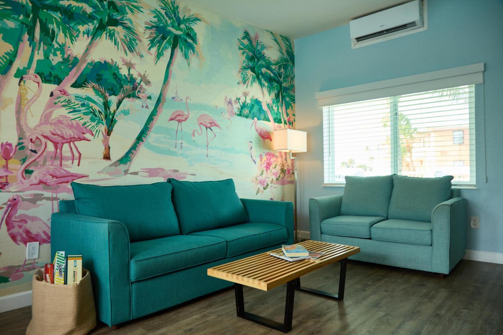 The Pearl Club Hotel St. Pete Beach