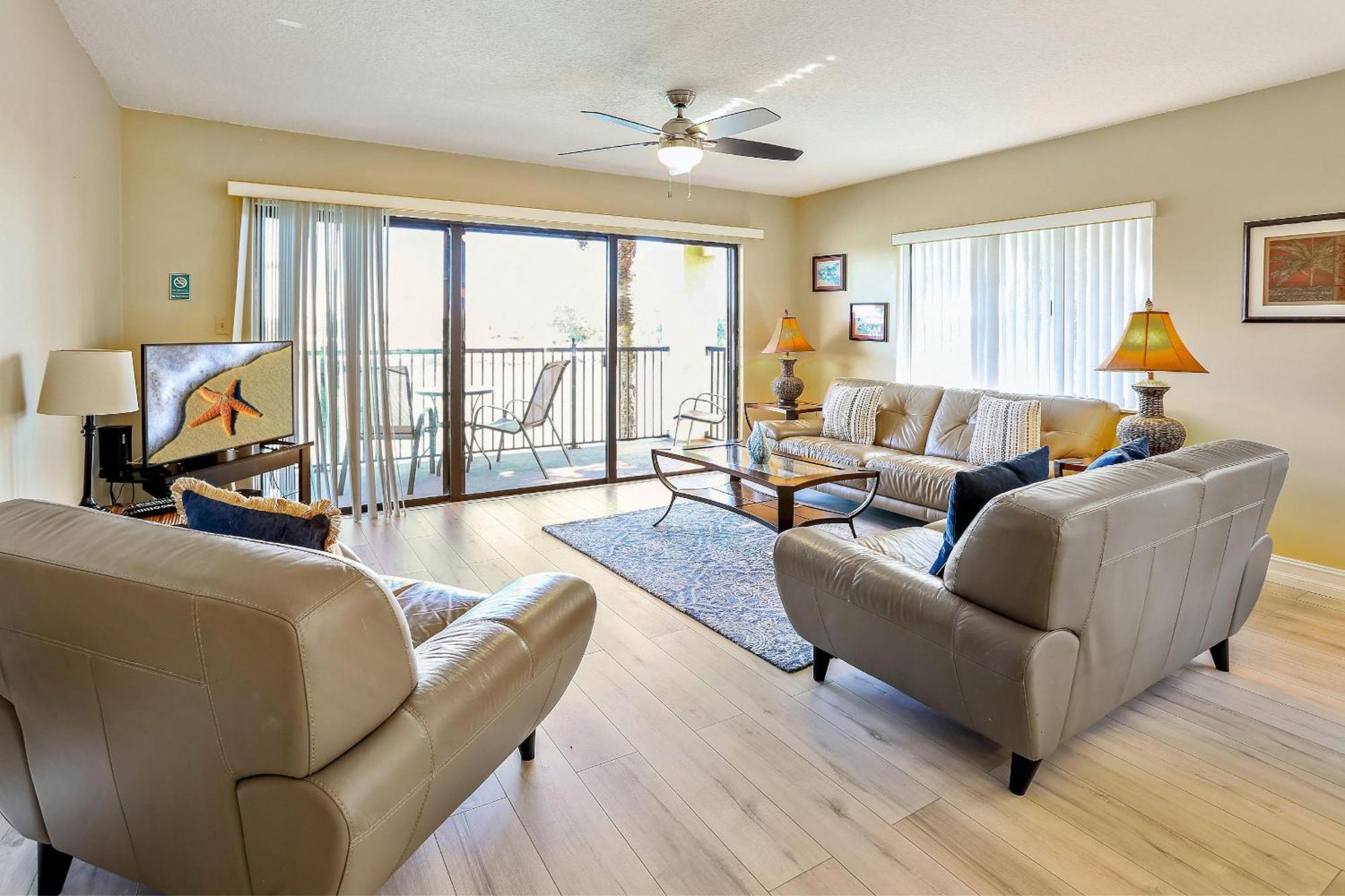 Land's End 3-206 Bay Front - Premier Holiday home