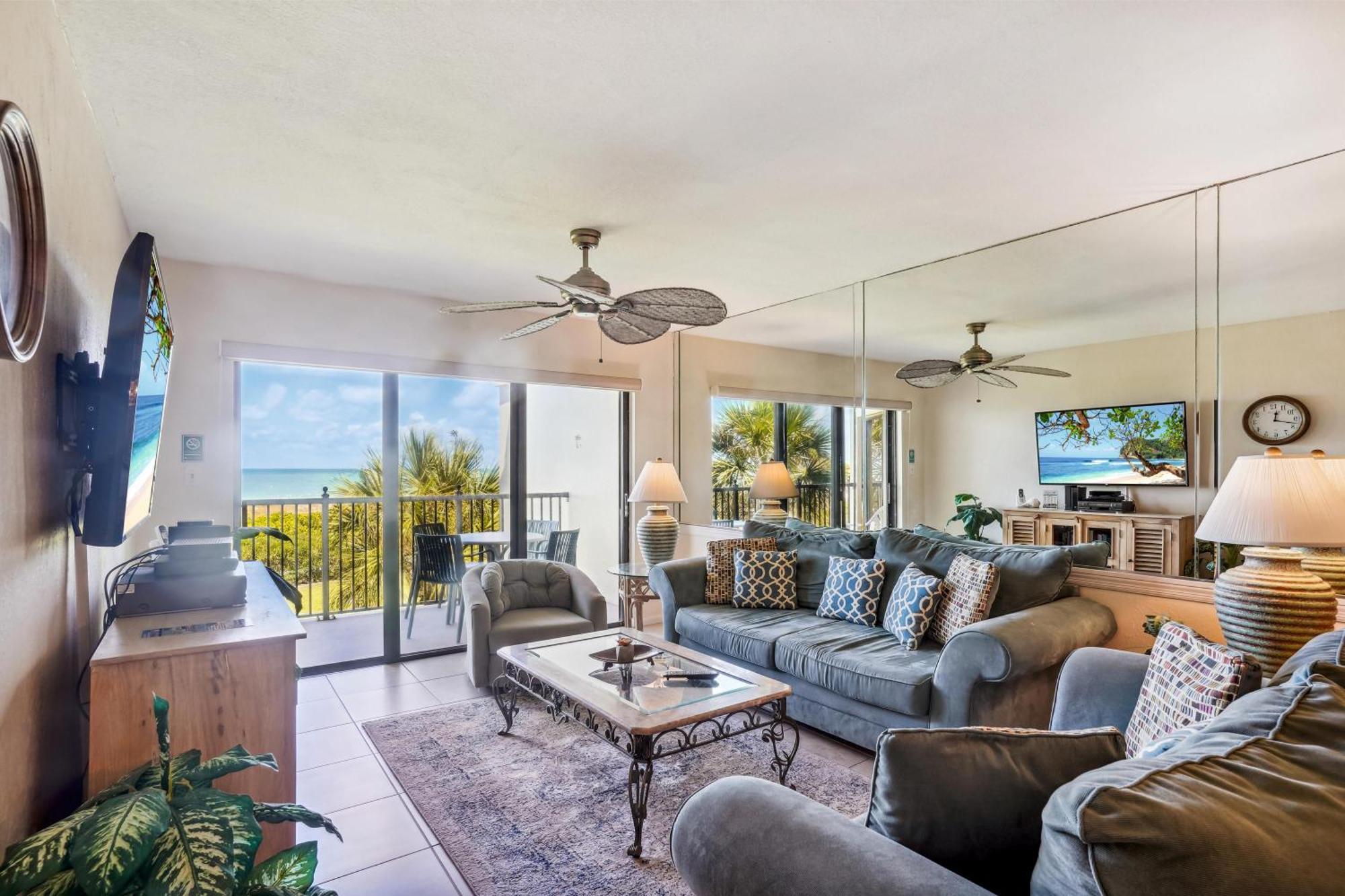 Land's End 8-303 Front Holiday home