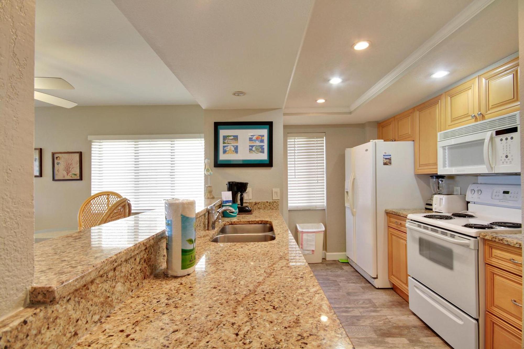 Land's End 8-306 Front - Premier Holiday home *